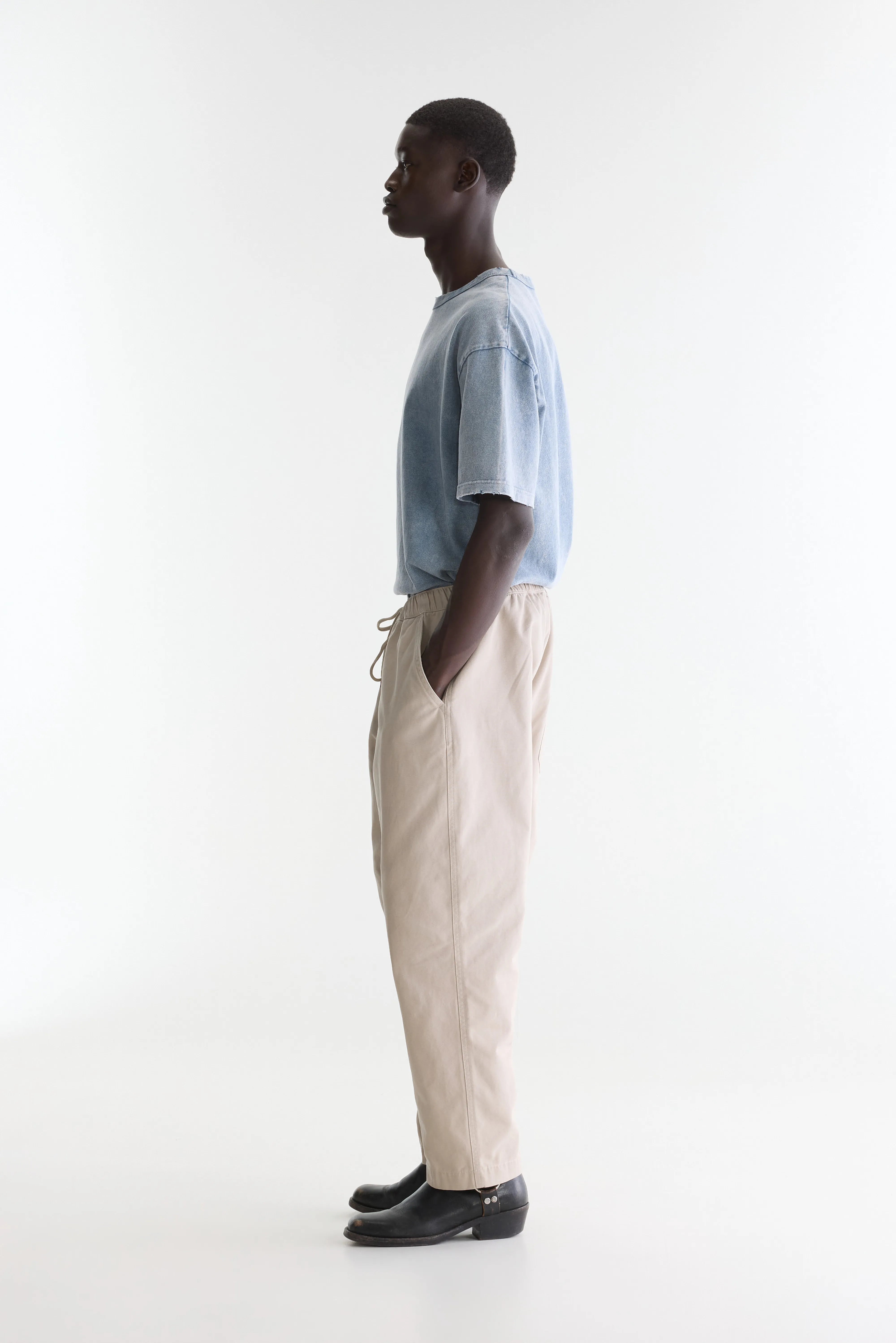 Julius relaxed trousers (262 / M / BONE)