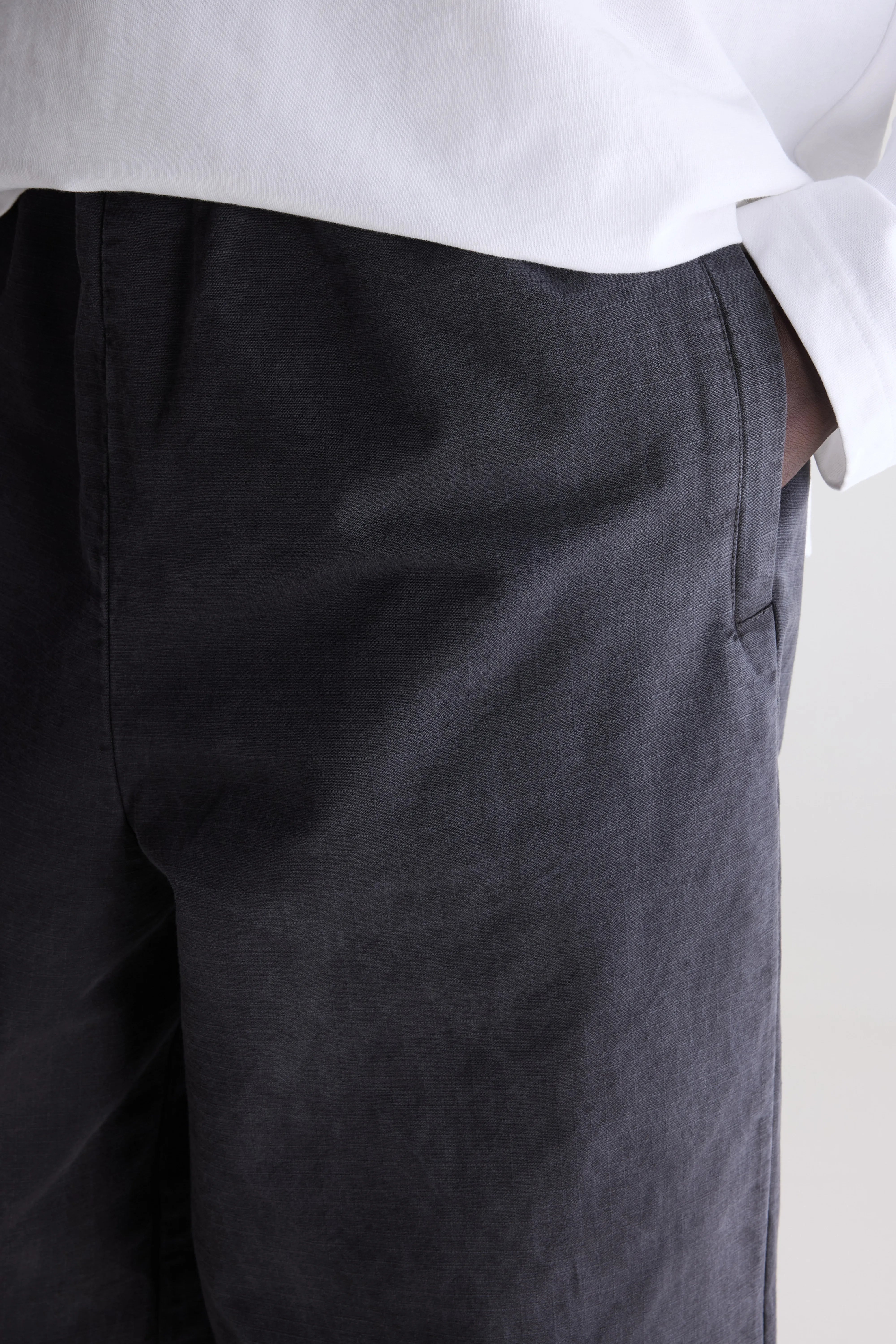 Joie relaxed trousers (262 / M / BLACK SAND)