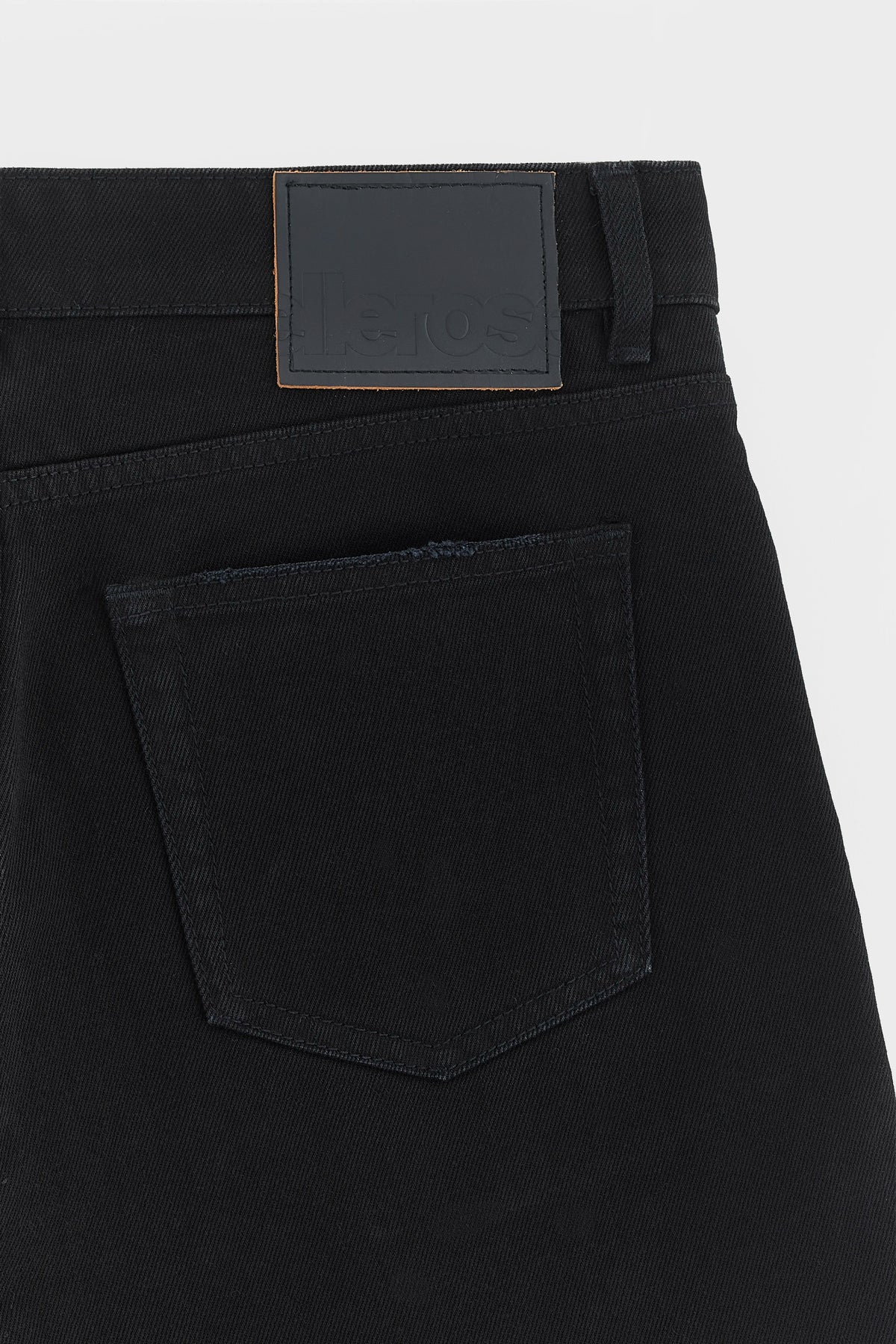 Denim Straight Jeans N° 10 (262 / M / BLACK RINSE)