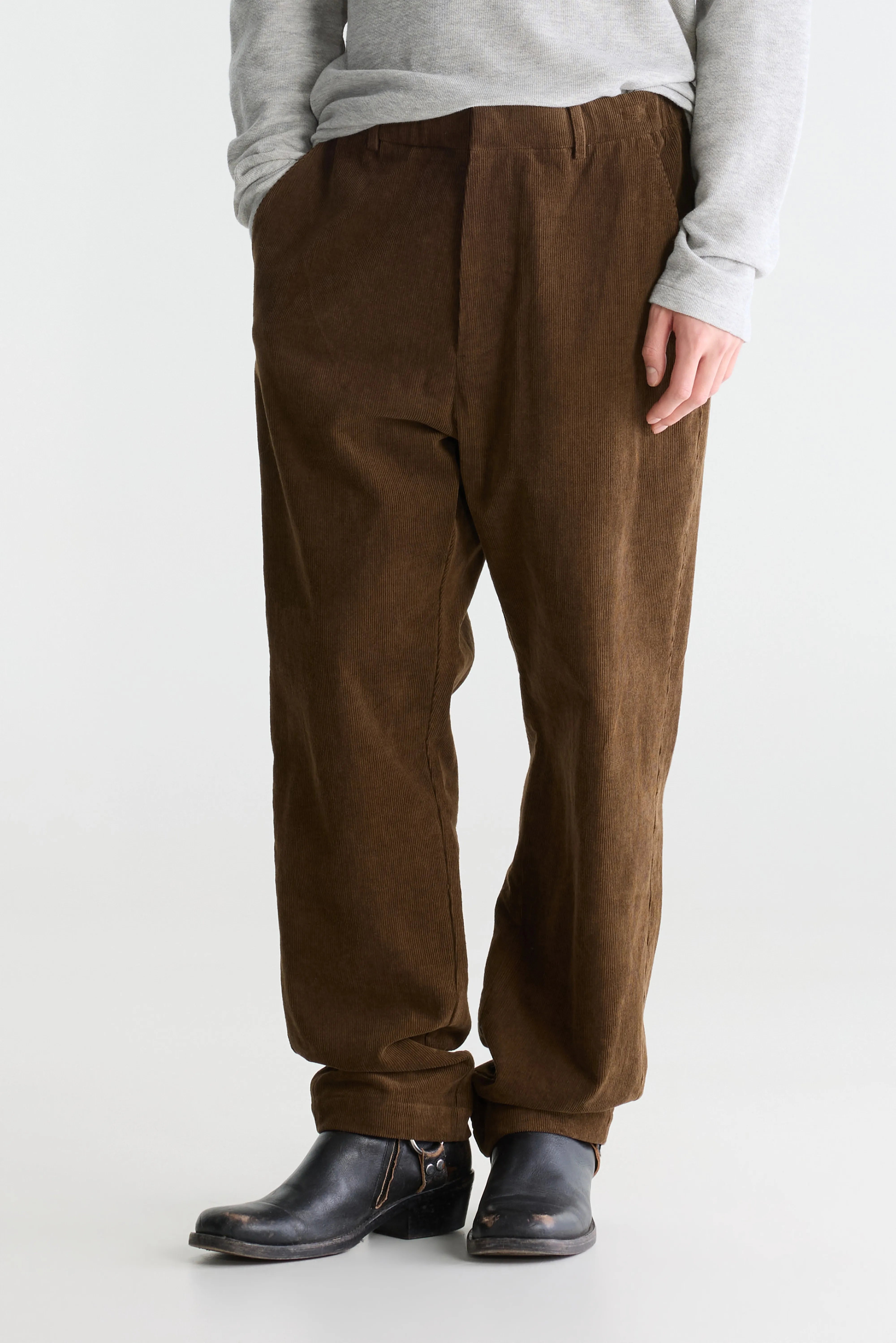 Paynt relaxed trousers (262 / M / OLIVE)