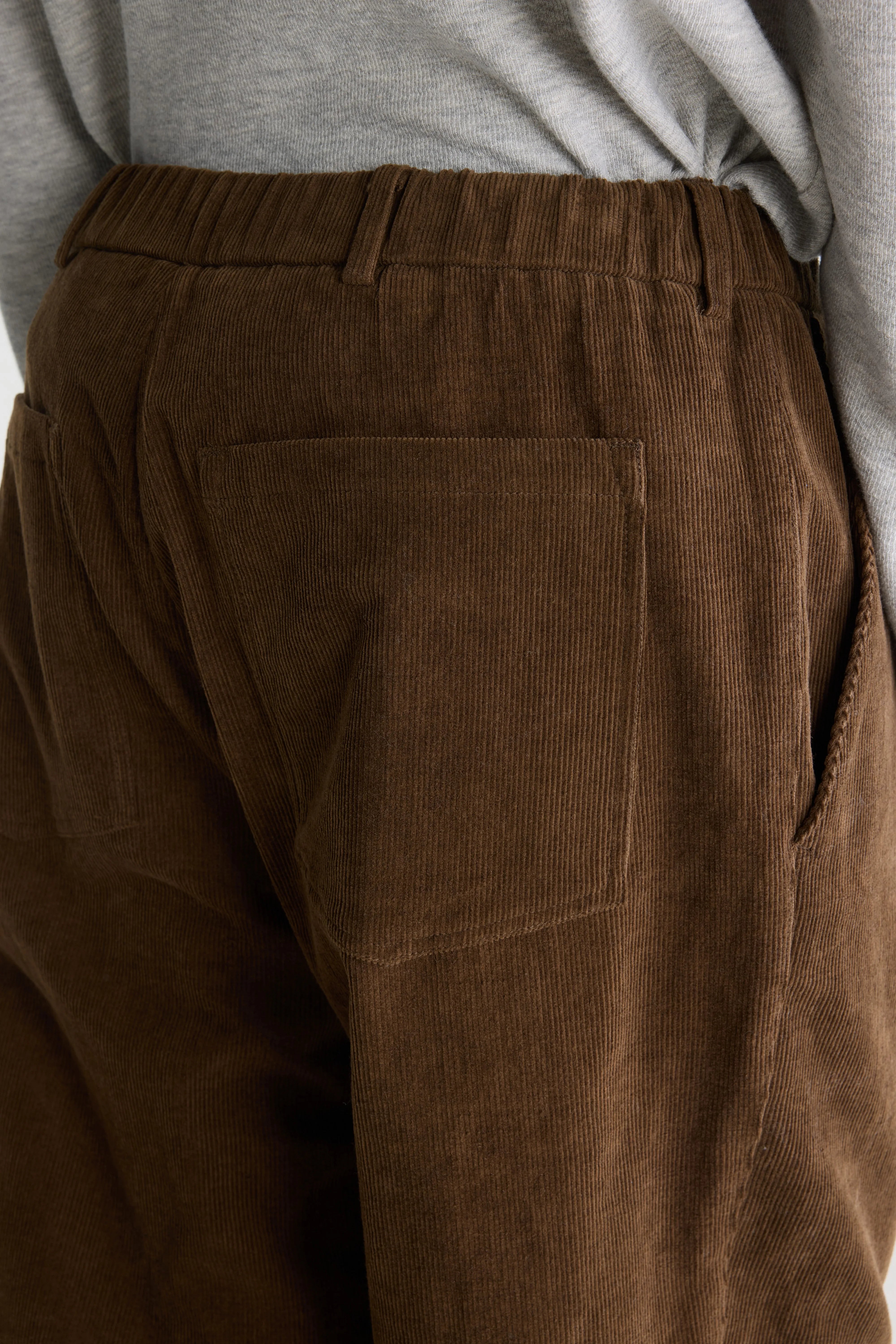Paynt relaxed trousers (262 / M / OLIVE)