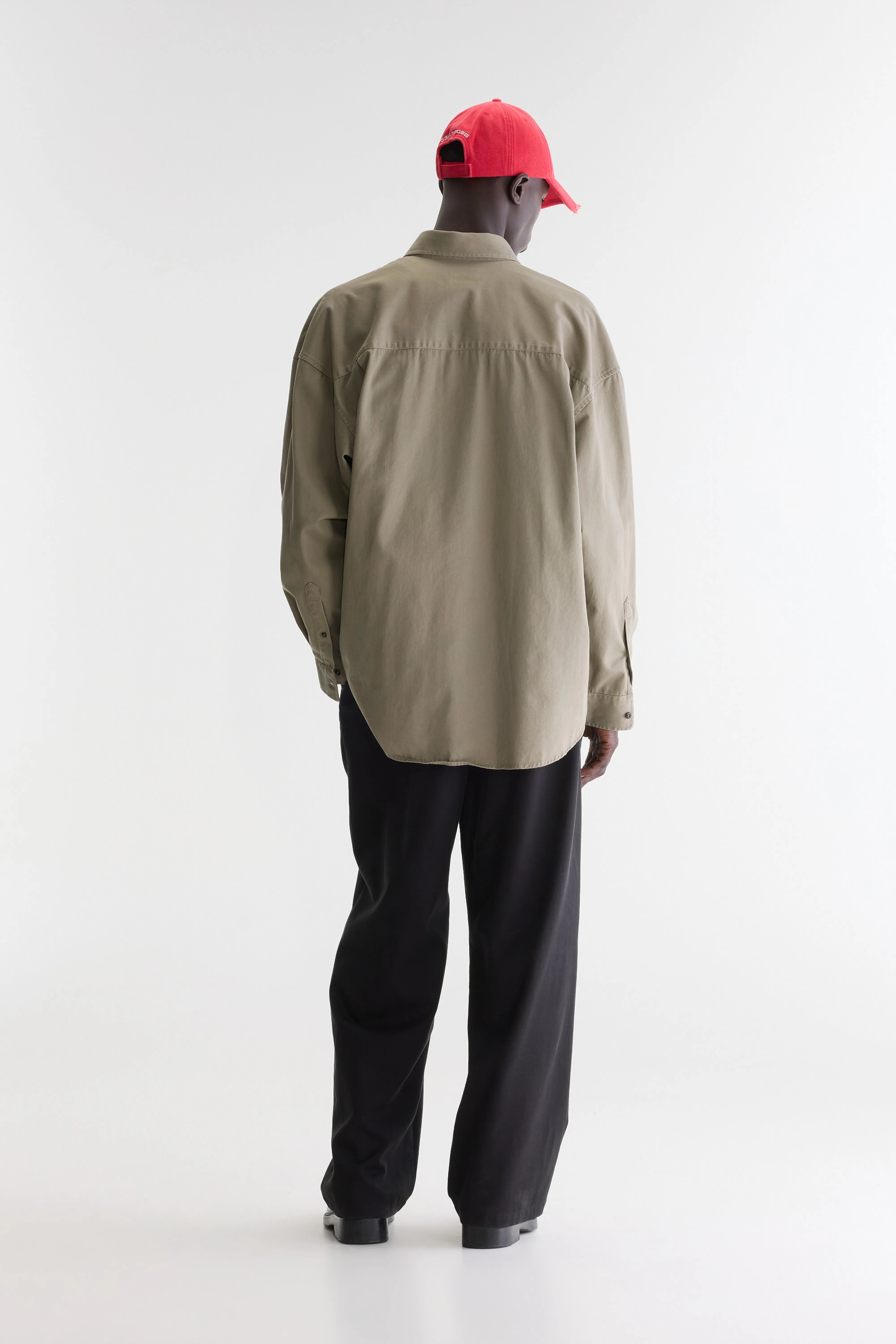 Ficas long-sleeve shirt (262 / M / DUST)