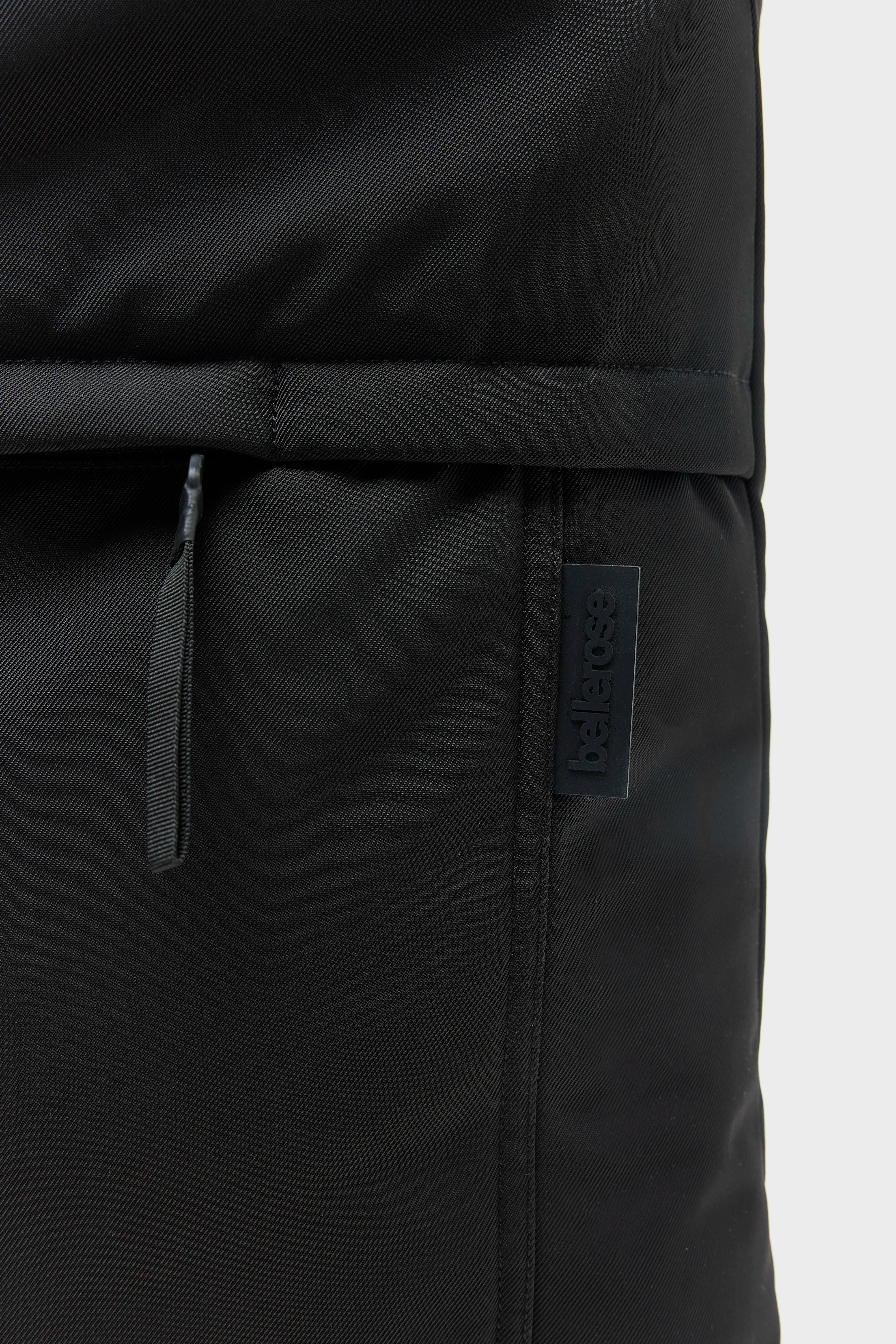Sac à bandoulière Hendem (262 / M / BLACK BEAUTY)