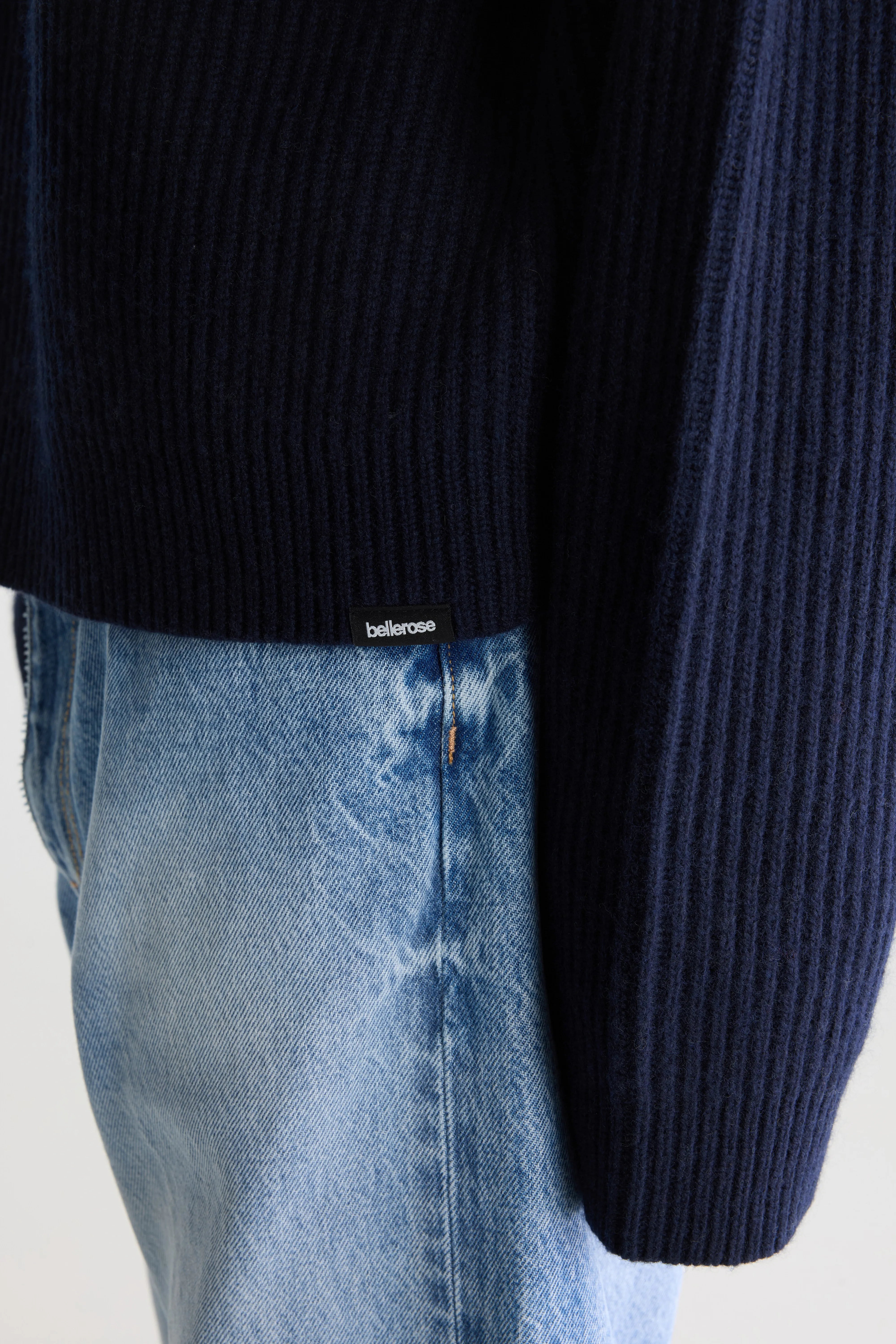 Pull col rond Ameb (262 / M / NAVY)