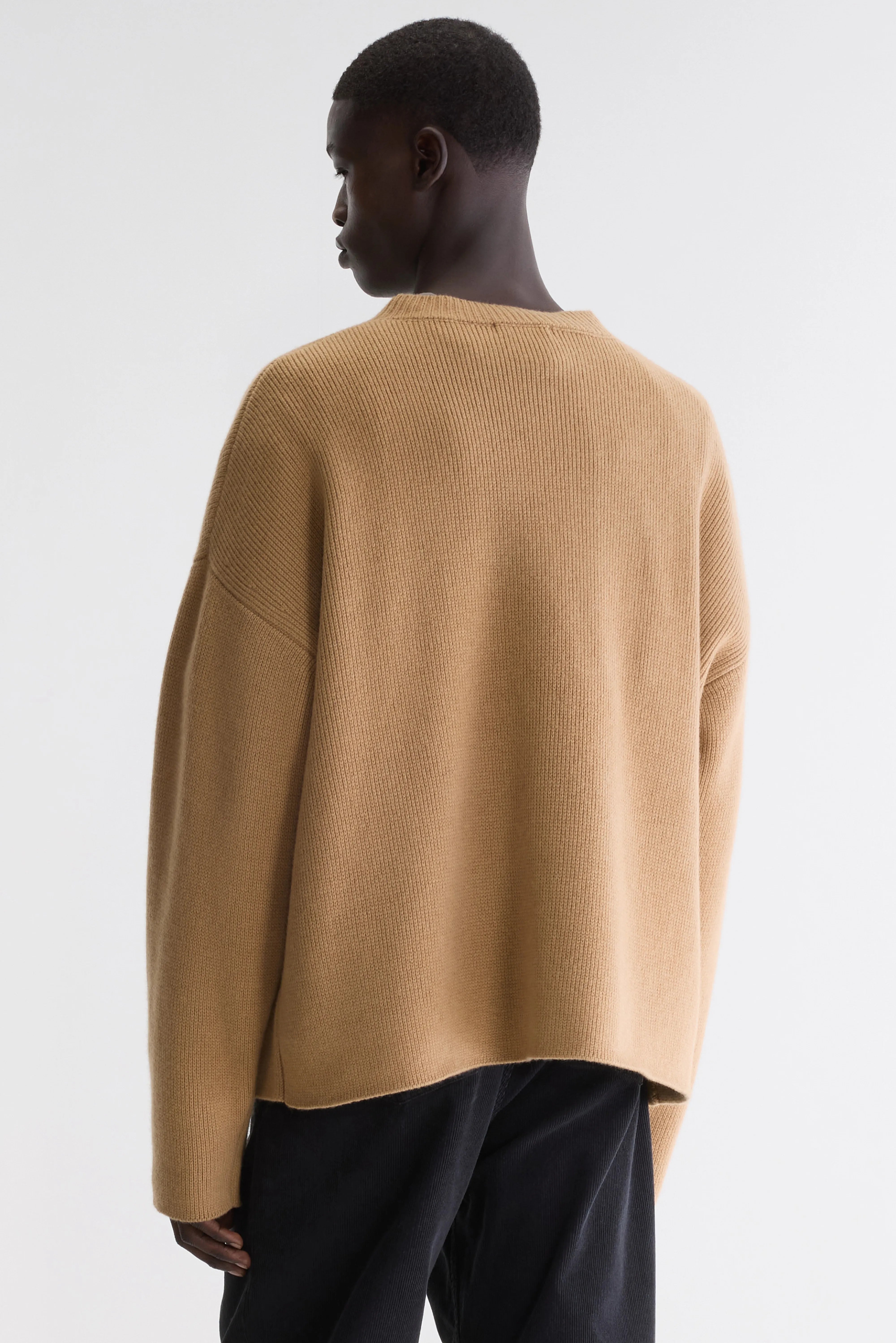 Dorcy trui met ronde hals (262 / M / CAMEL)