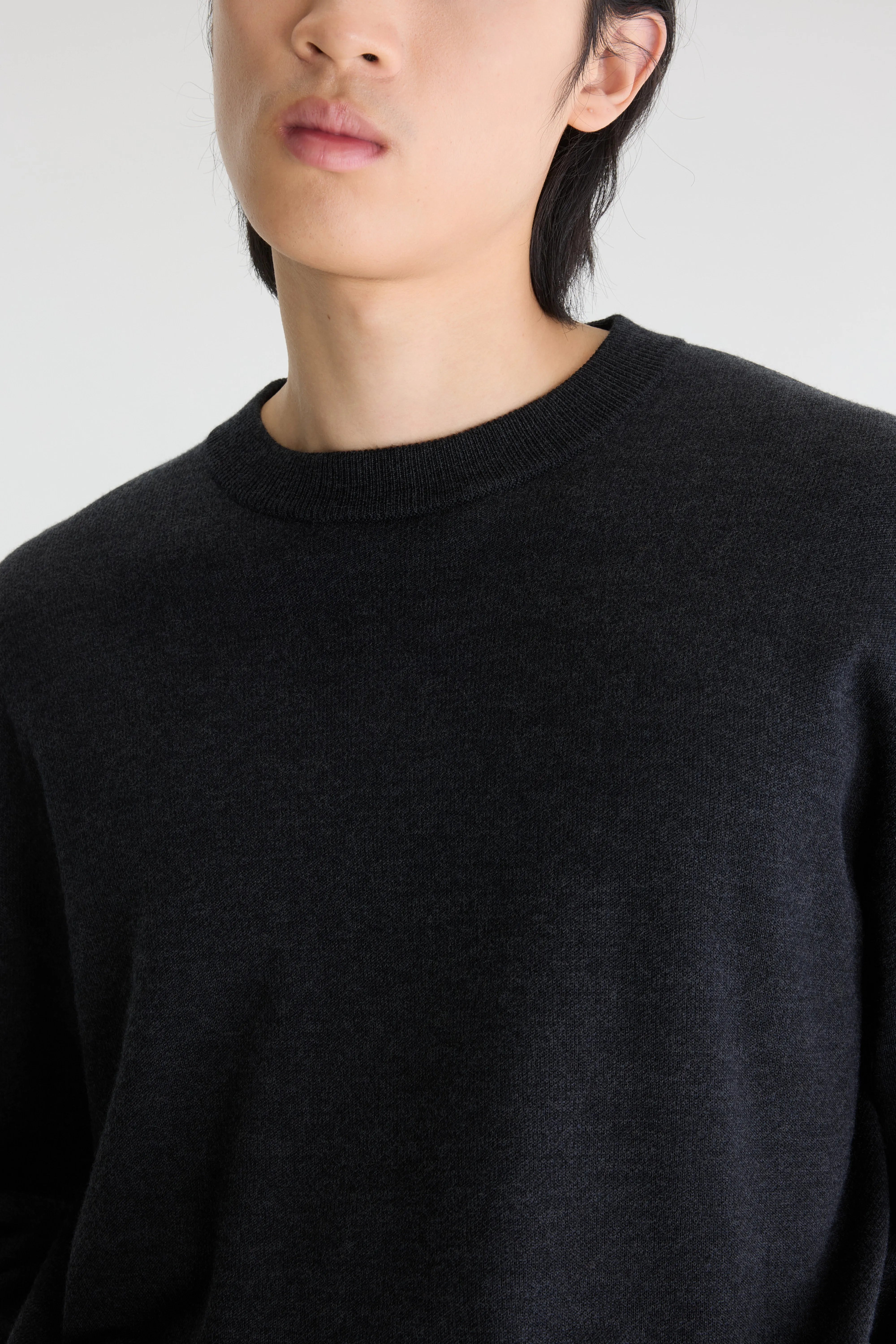 Siamo crewneck sweater (262 / M / ANTHRACITE)