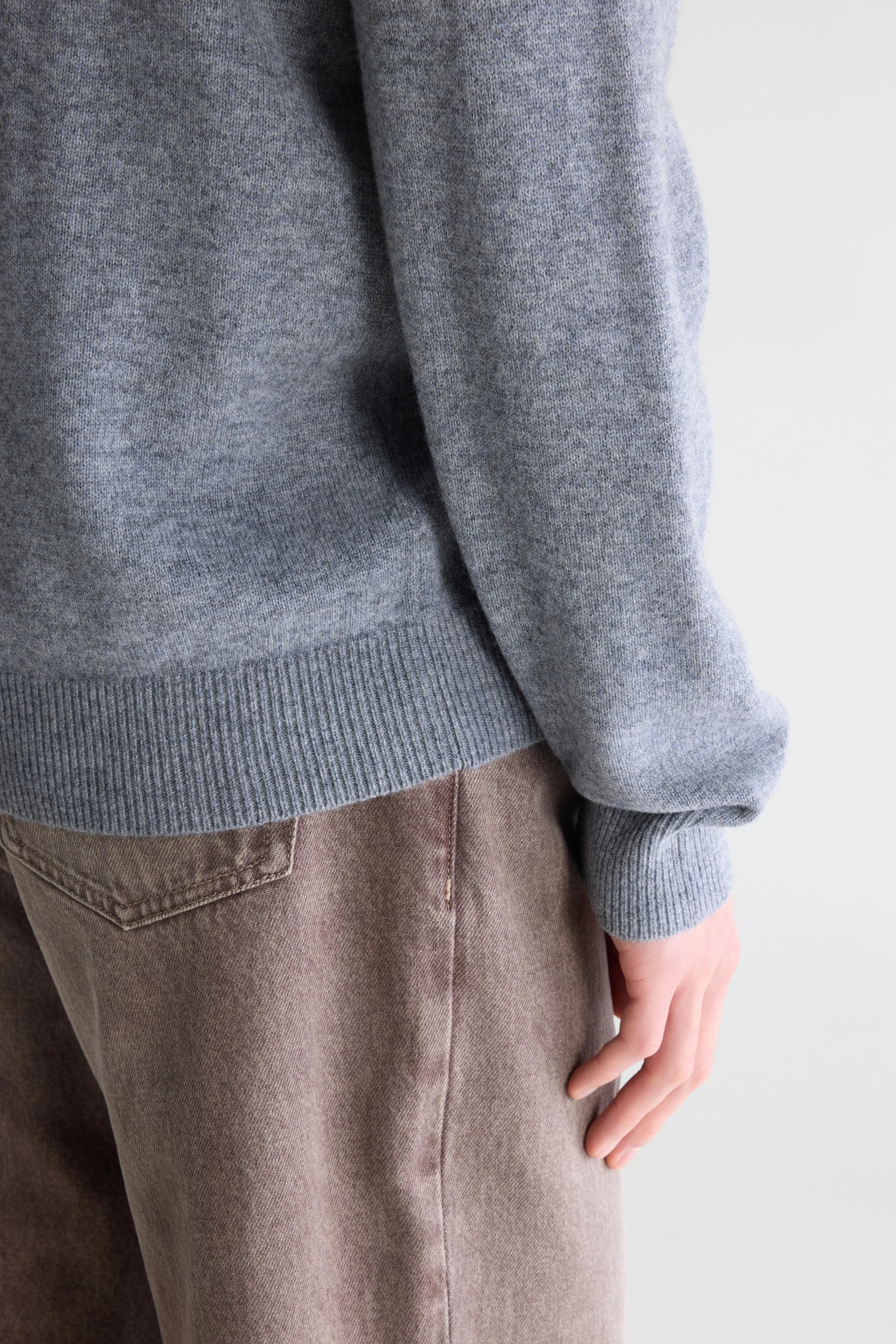 Gak classic crewneck sweater (262 / M / GREY MELANGE)
