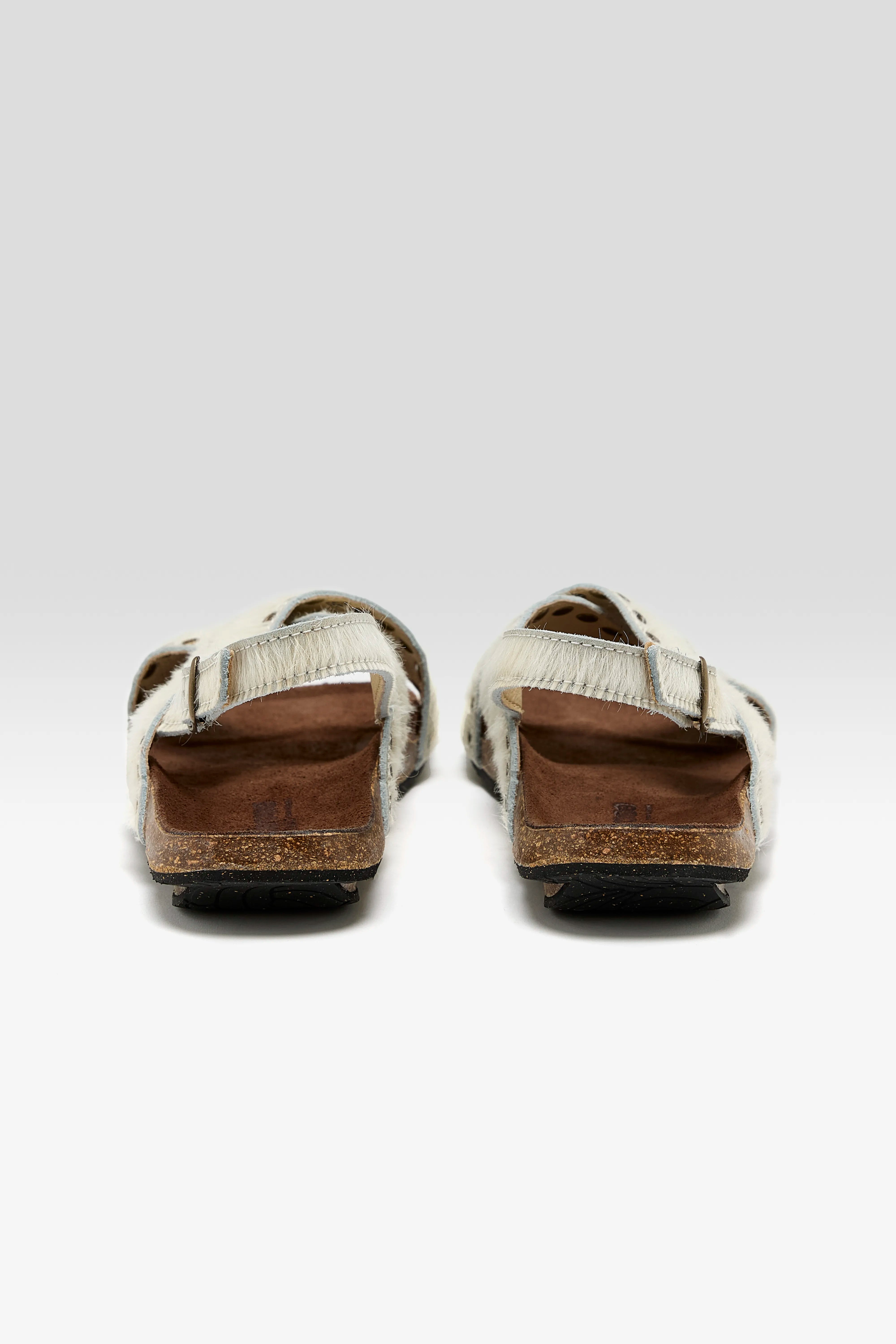 Tevir Leather Sandals  (251 / W / WHITE)