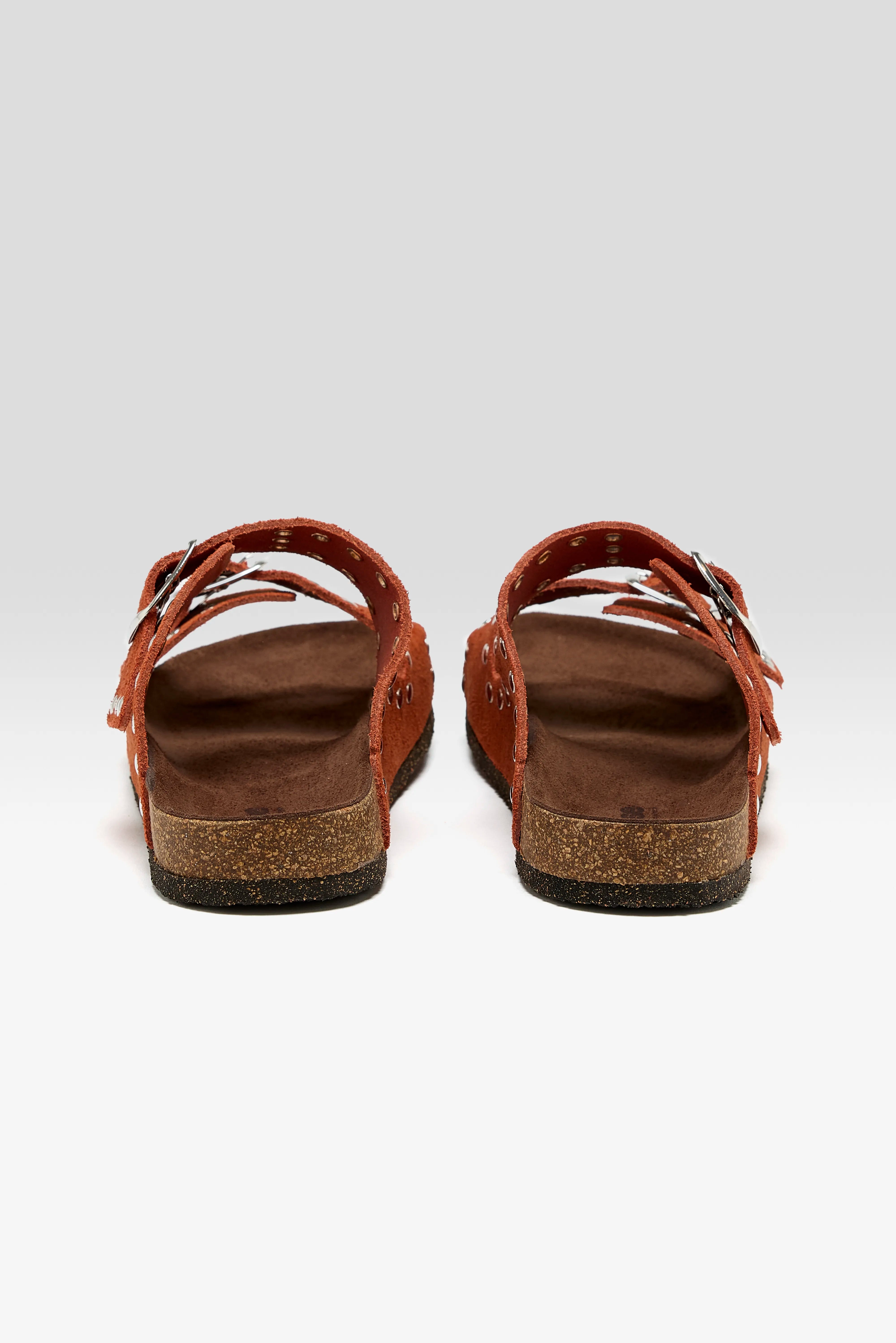 Rivet Suede Sandals  (251 / W / RUST)