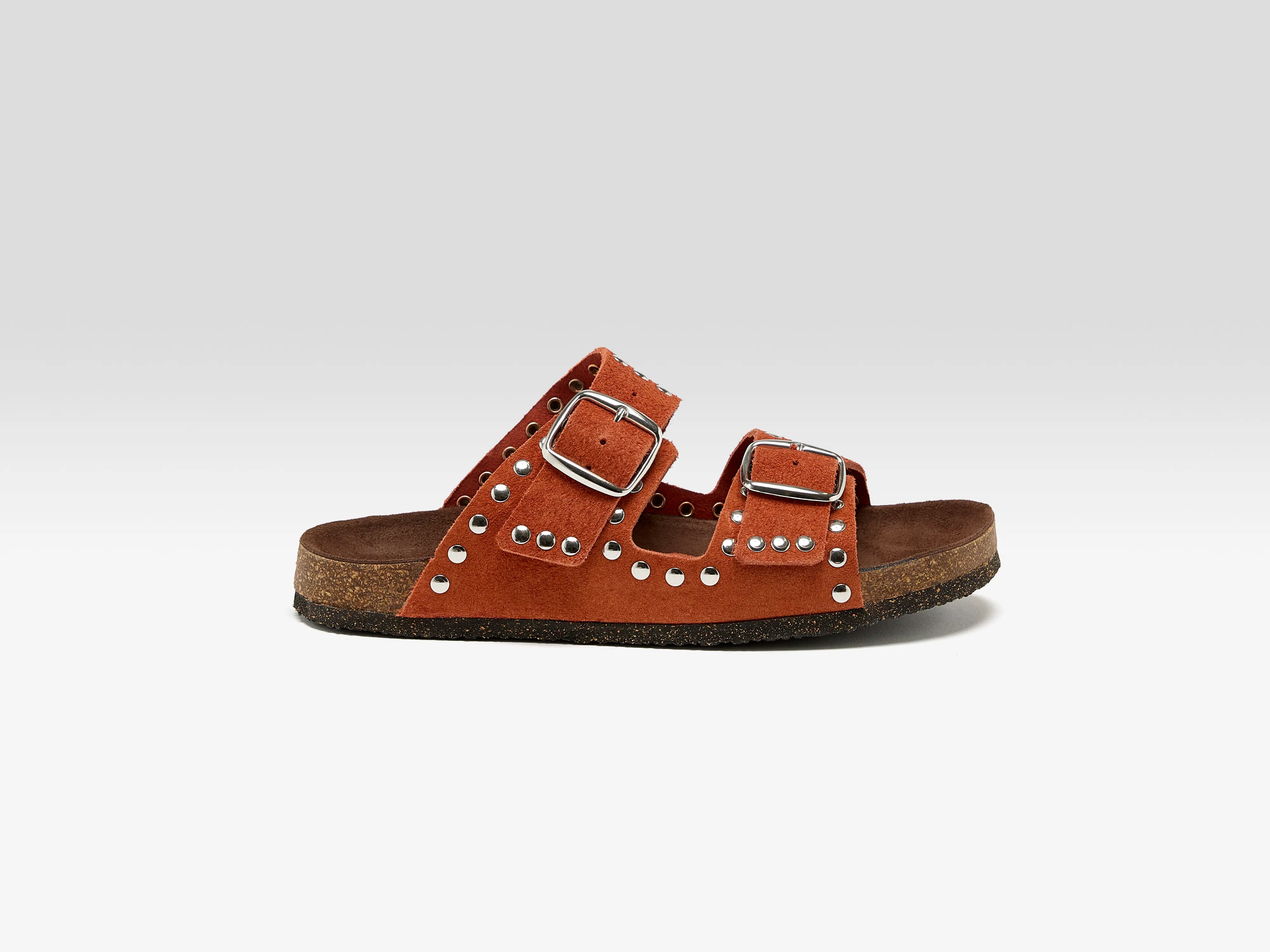 Rivet Suede Sandals (251 / W / RUST)