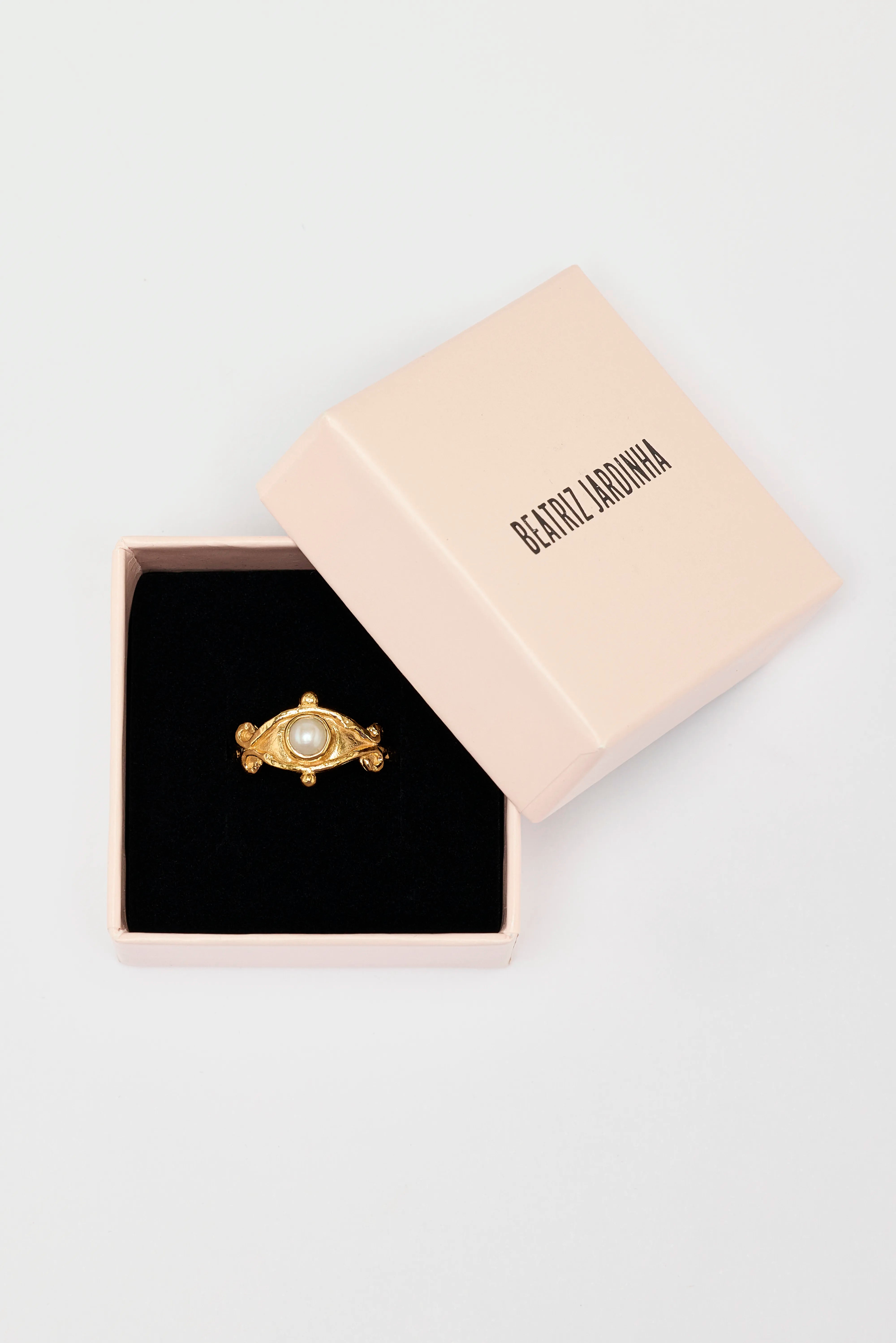 Mana Ring  (252 / W / GOLD)
