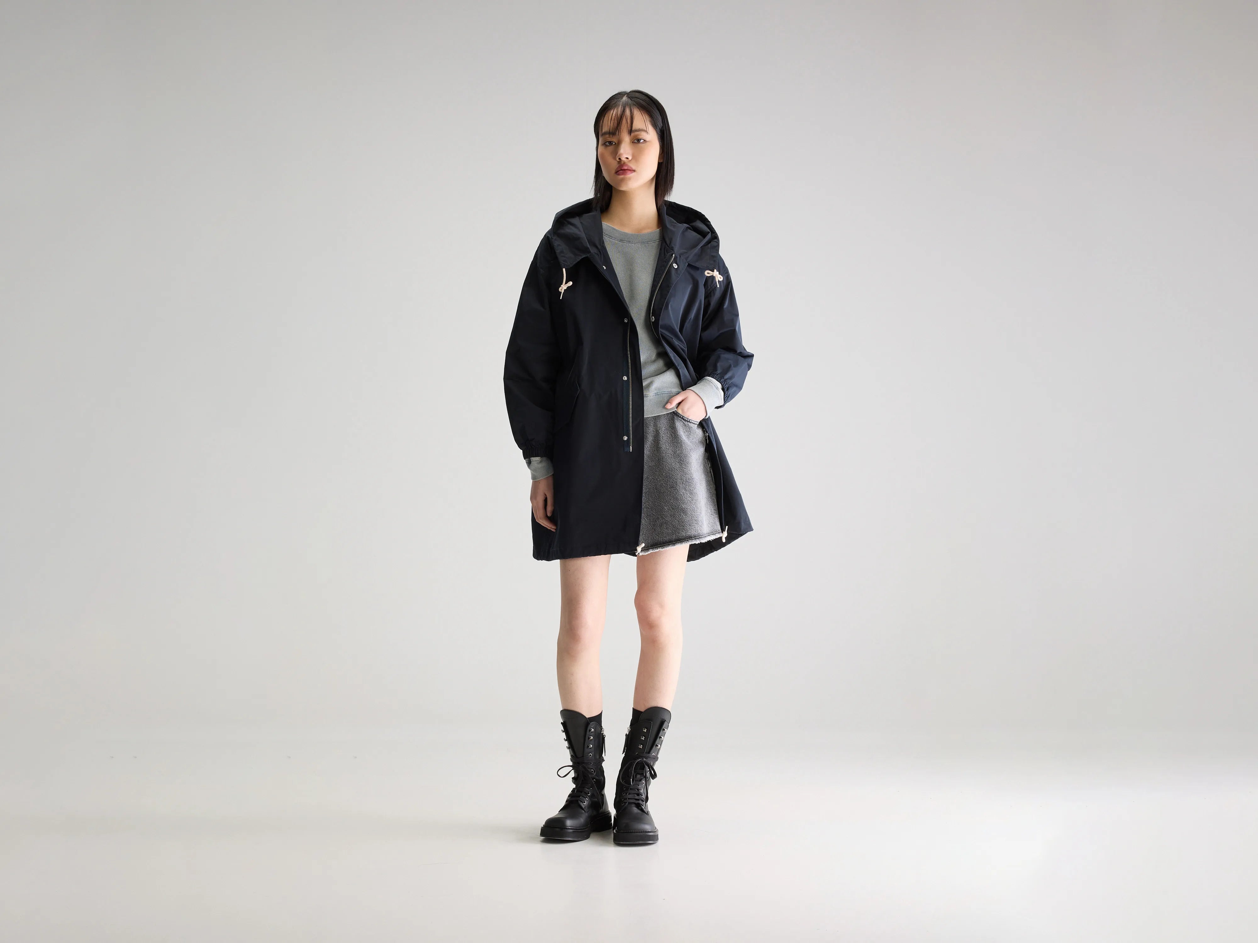 Parka à capuche Laos (242 / W / NAVY)