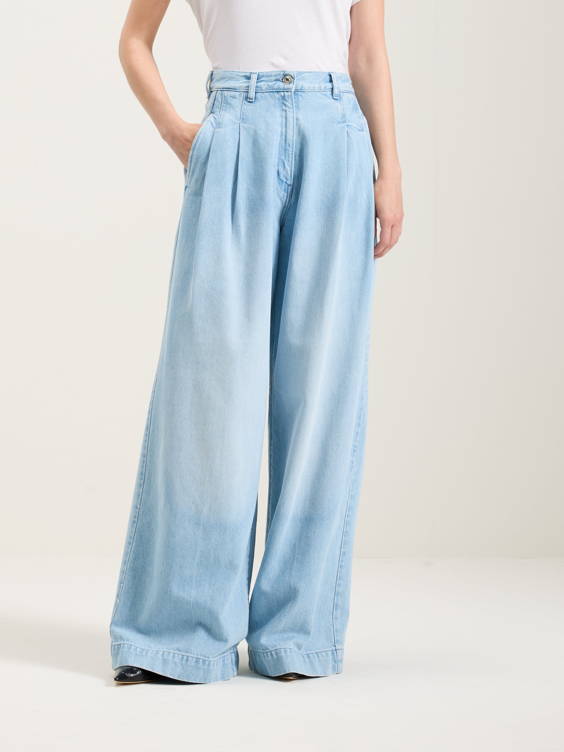 Pops Super-wide Jeans - Used light blue For Women | Bellerose