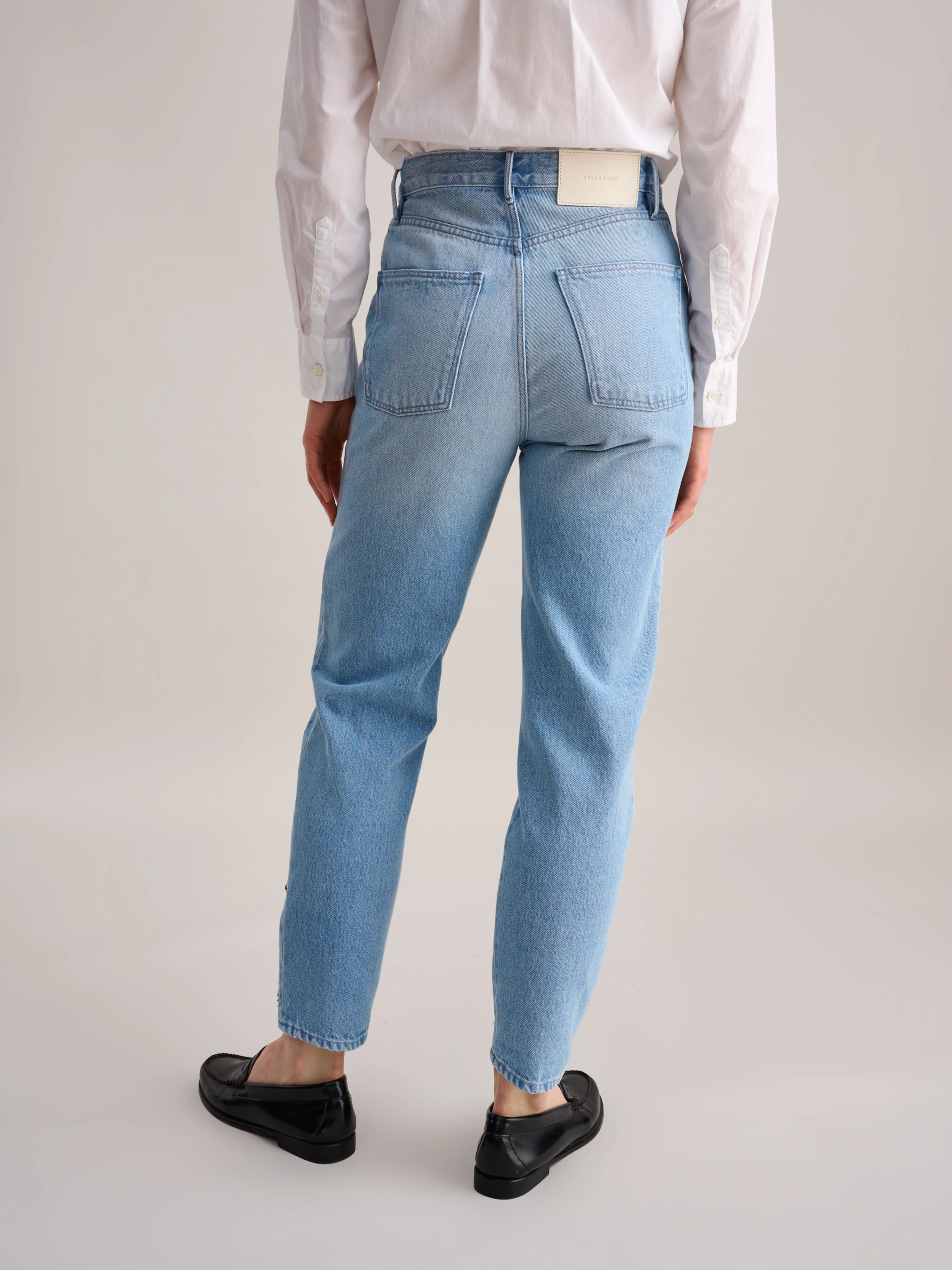 Jean Perkins  (232 / W / VINTAGE MD BLUE)