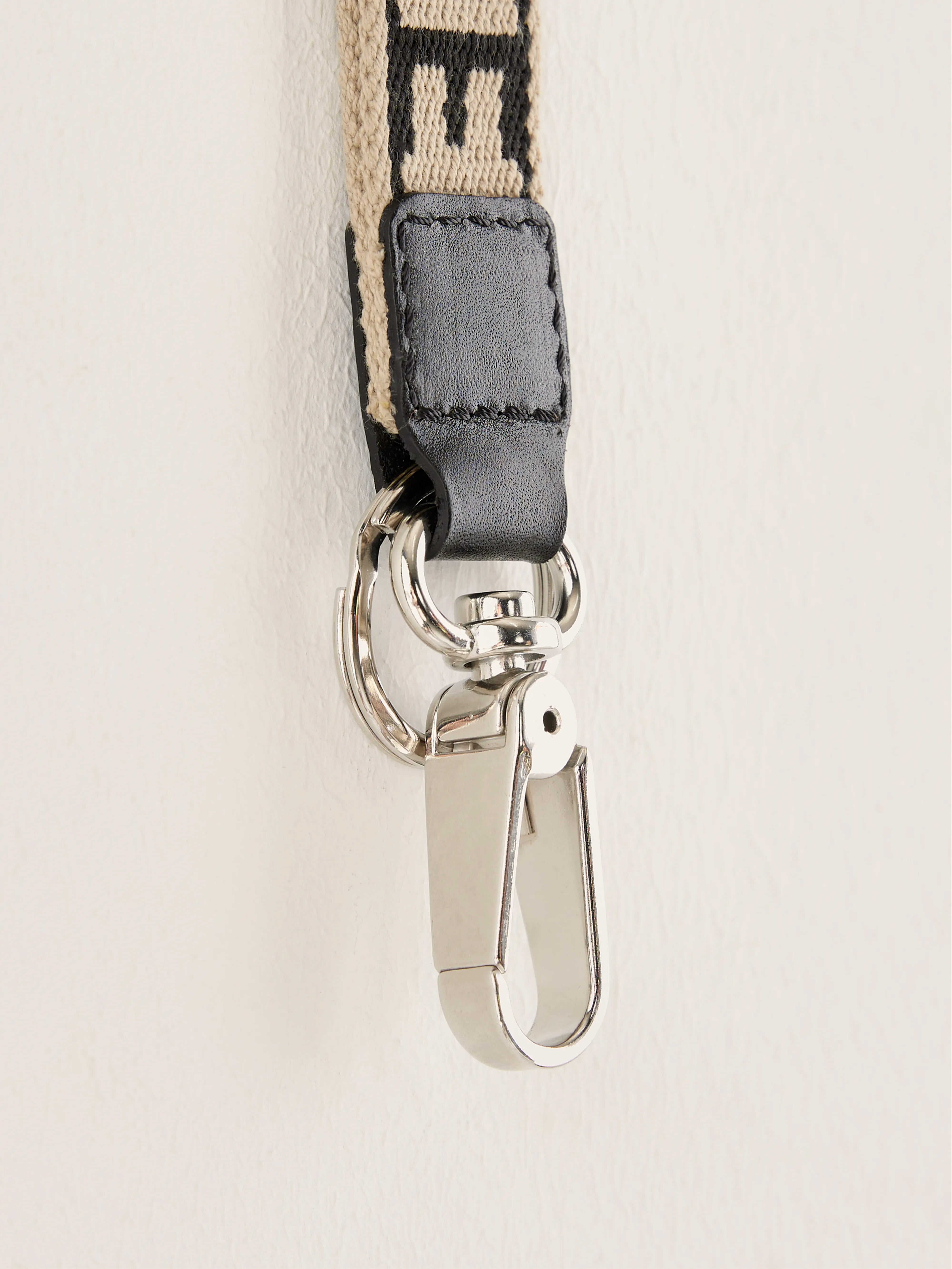 Sokey Keyring - Black For Women | Bellerose