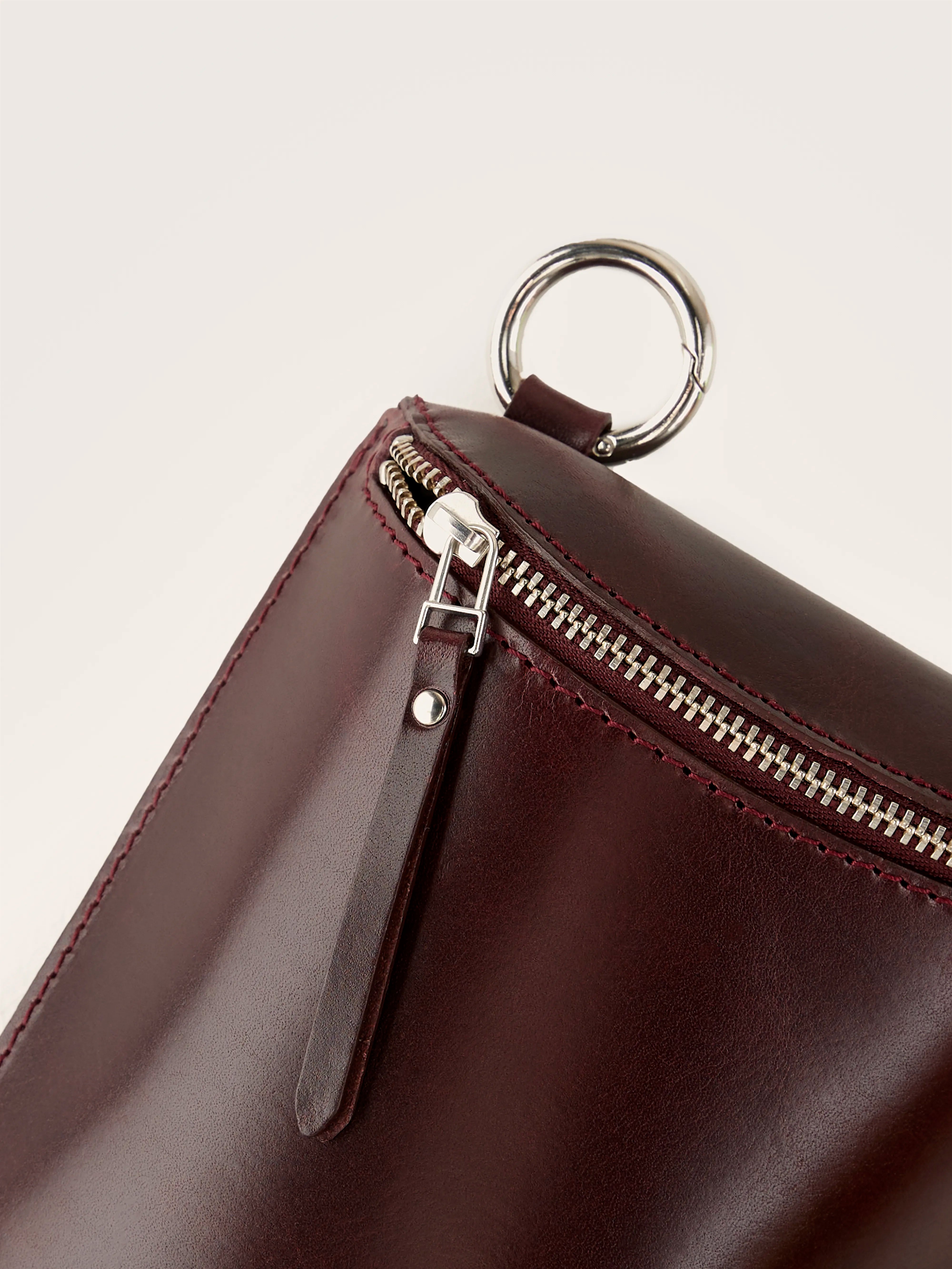 Shone zip-top mini bag (242 / W / BORDEAUX)