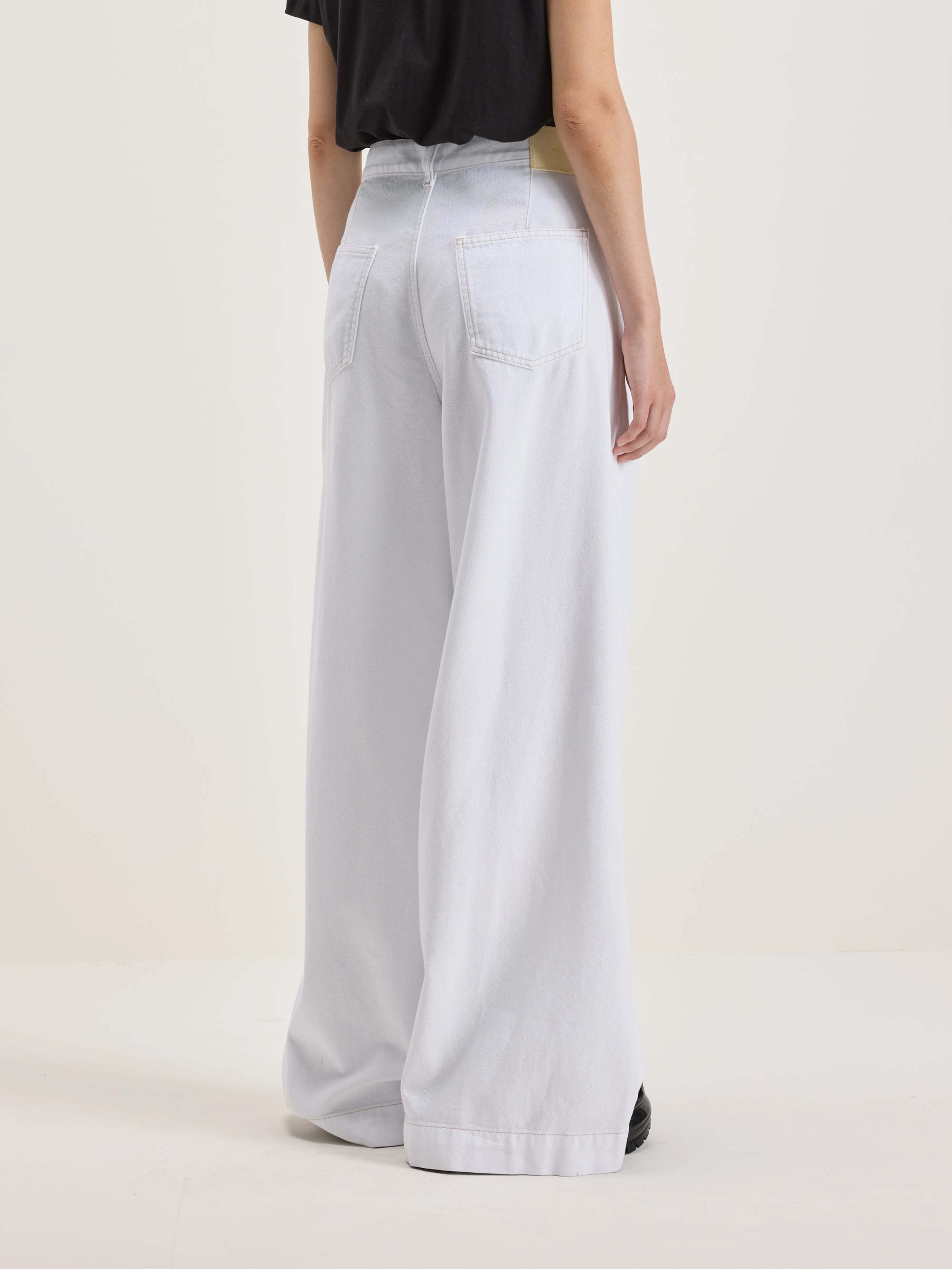 Denim N. 74 Super-wide Jeans - White For Women | Bellerose