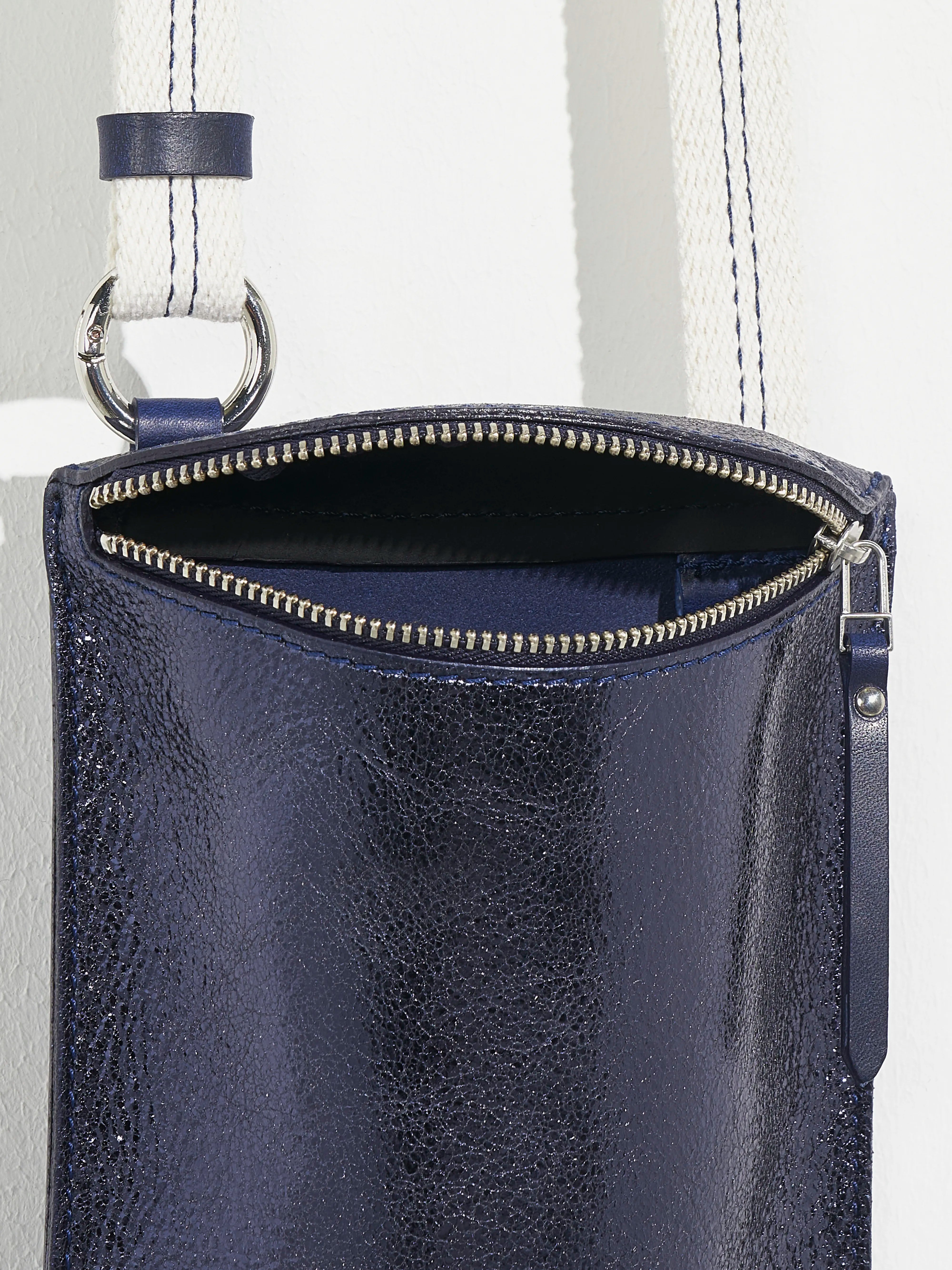 shone tas (241 / W / INDIGO)