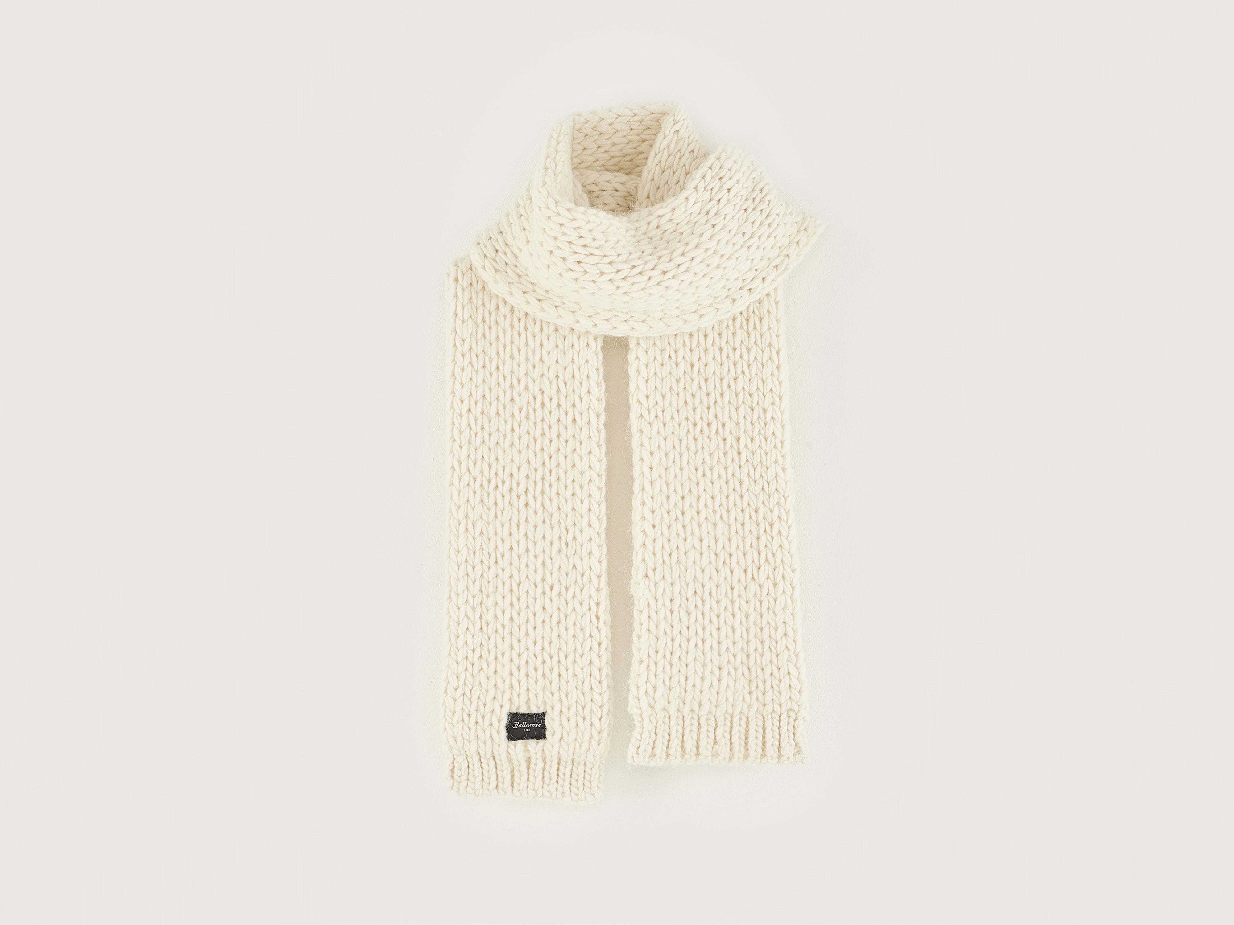 Kou knitted scarf (242 / W / IVORY)