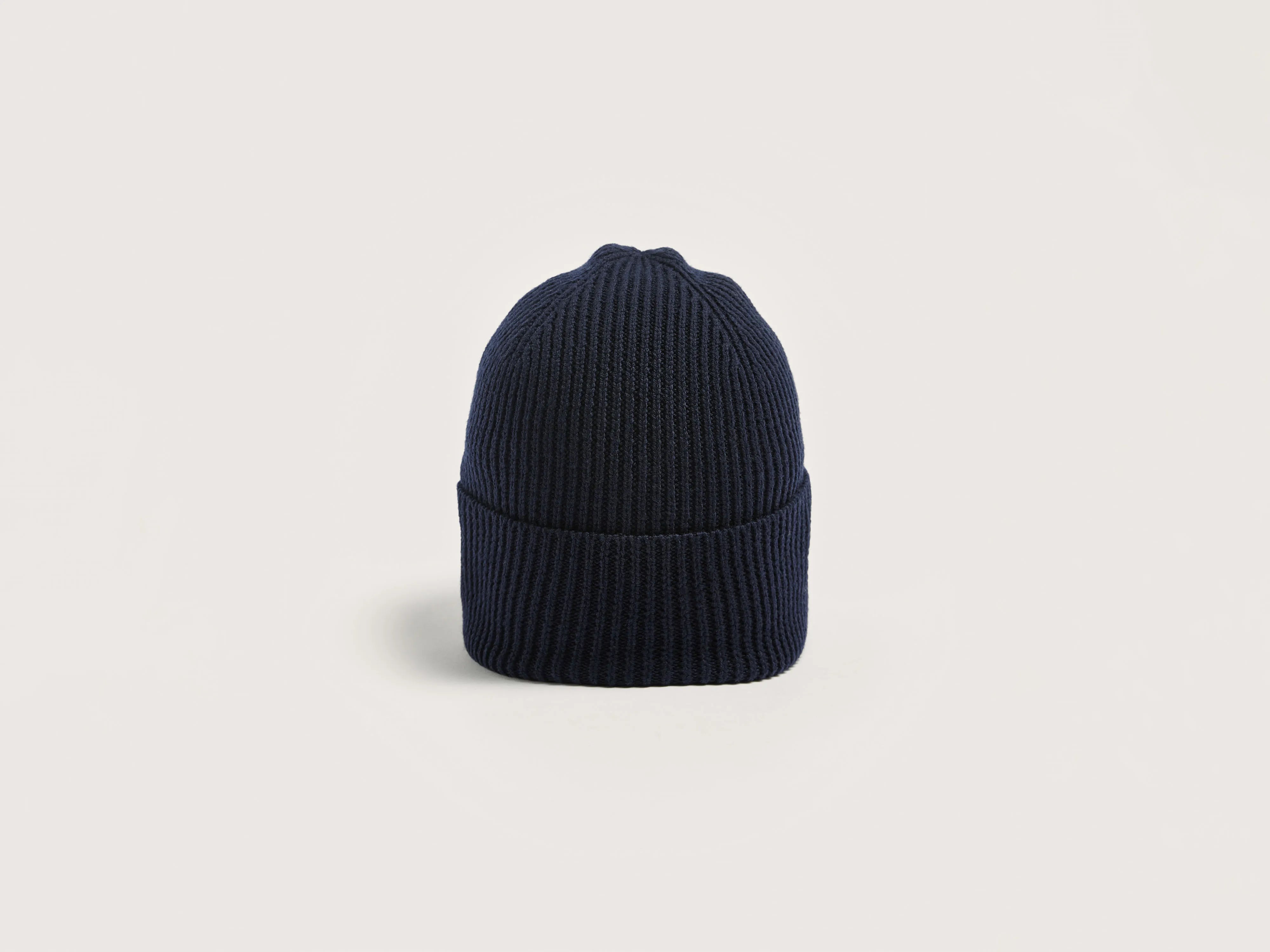 Senca rib-knit beanie (242 / W / NAVY)