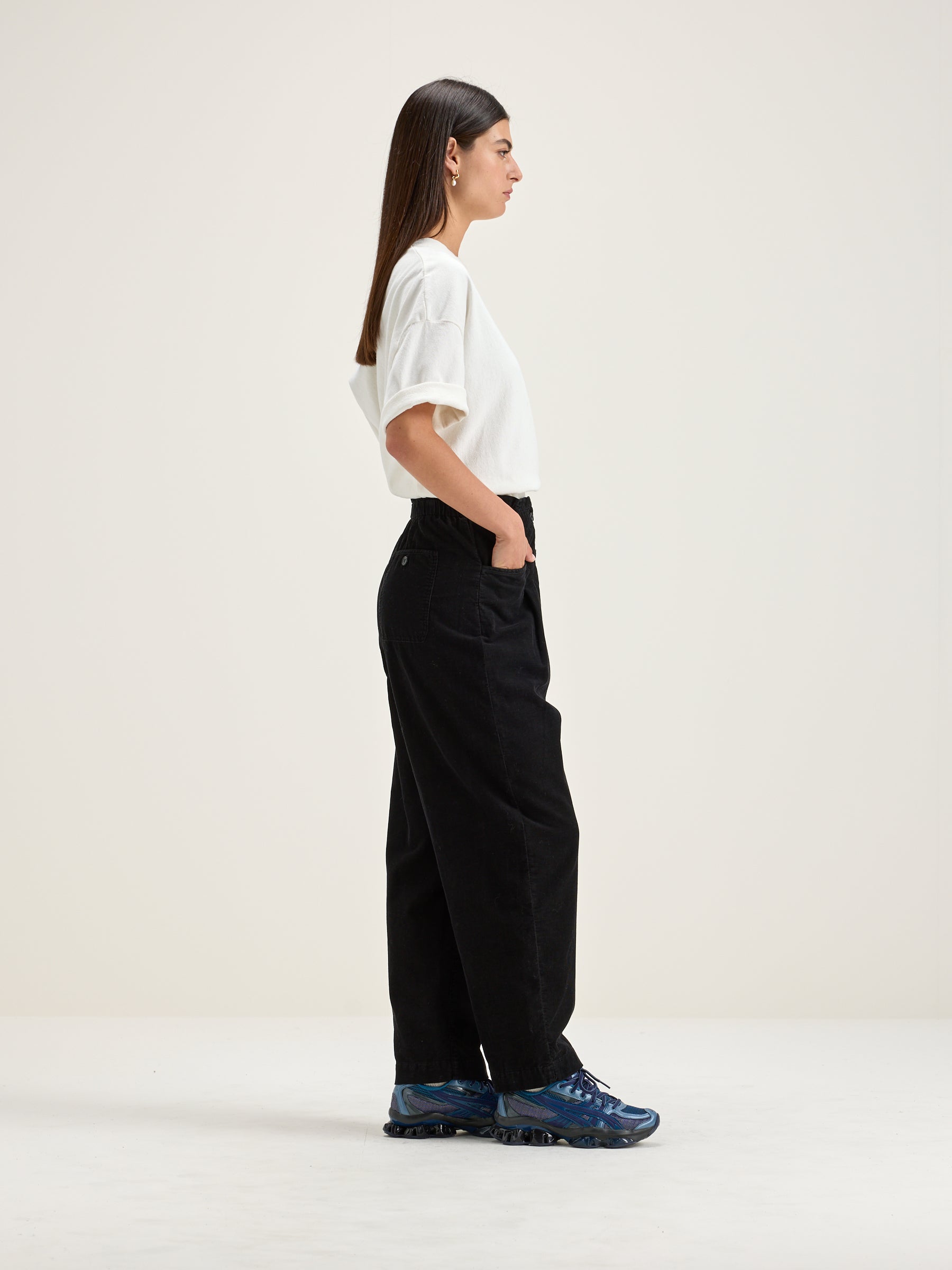 Lilo paperbag trousers (242 / W / BLACK BEAUTY)