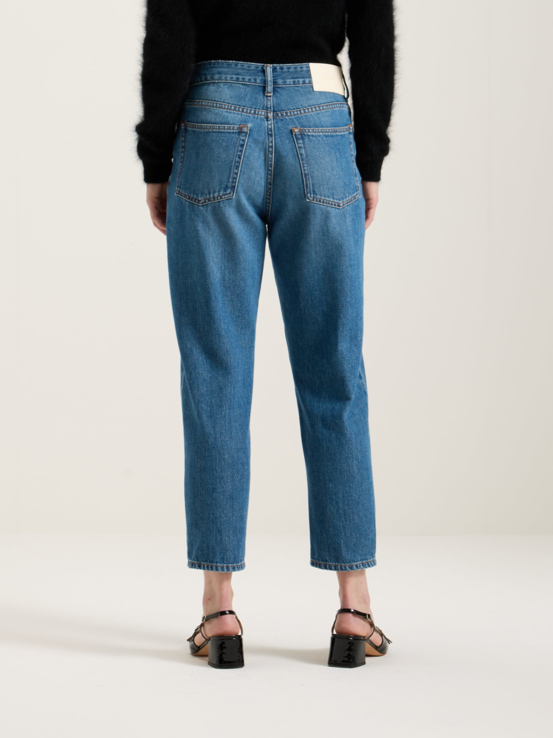 Puddy Tapered Cropped Jeans - Vintage blue For Women | Bellerose