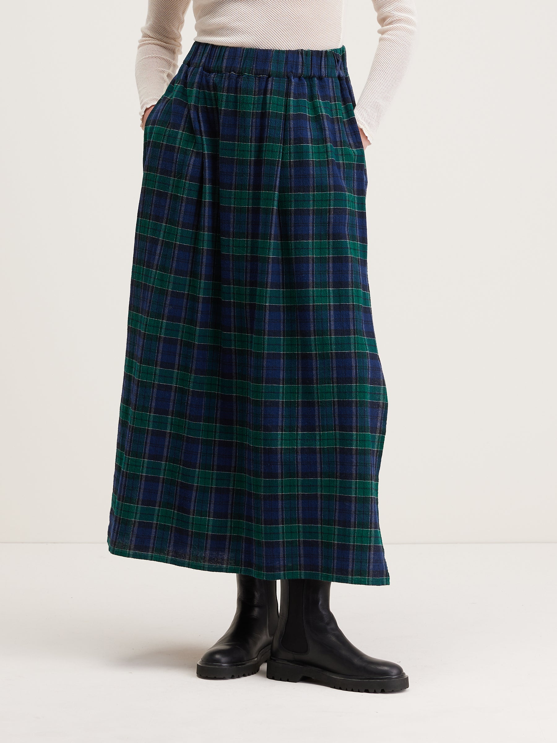 Chiara lange rok (242 / W / CHECK A)