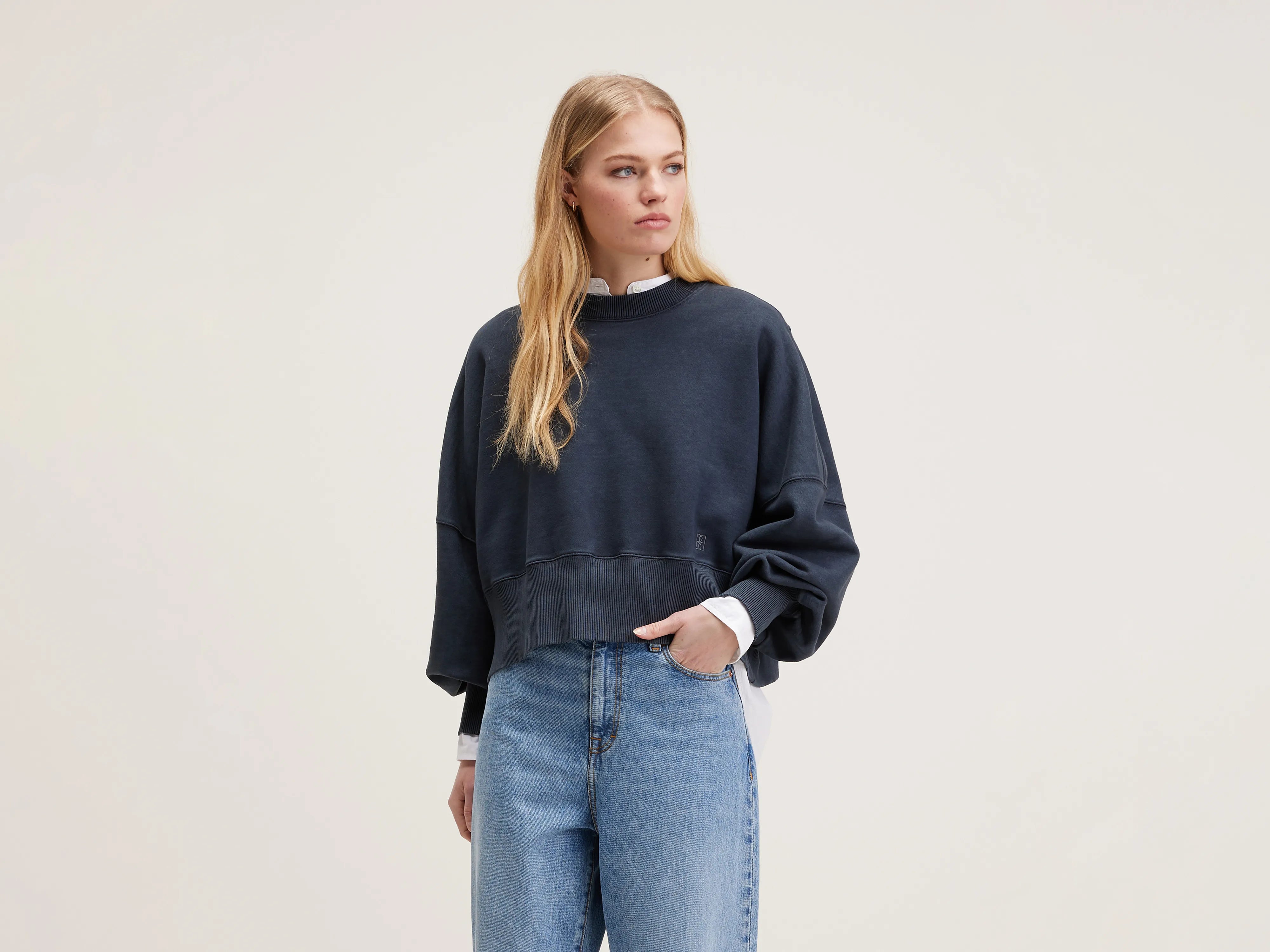 Sweatshirt court Salva (242 / W / BLACK BEAUTY)