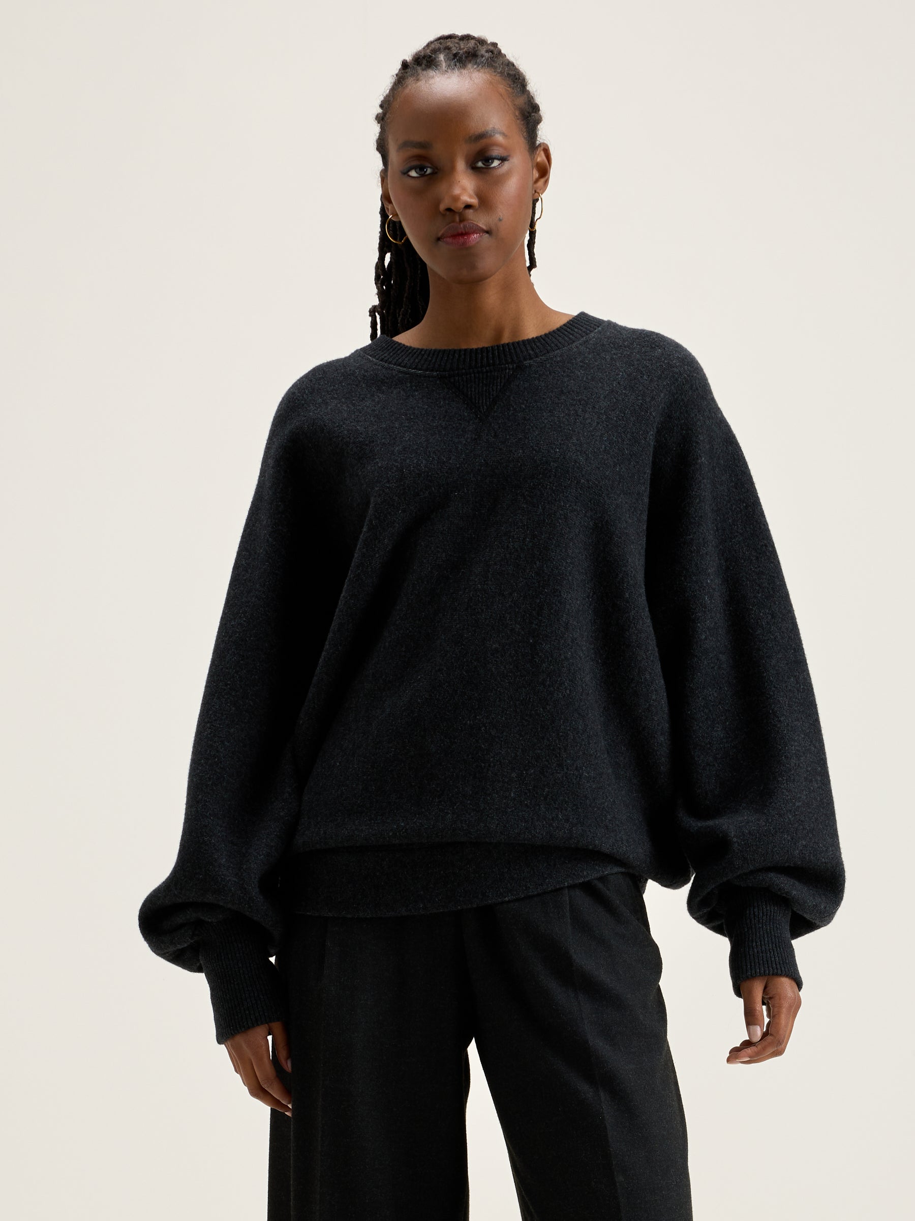 Milos crew-neck sweatshirt (242 / W / OFF BLACK)