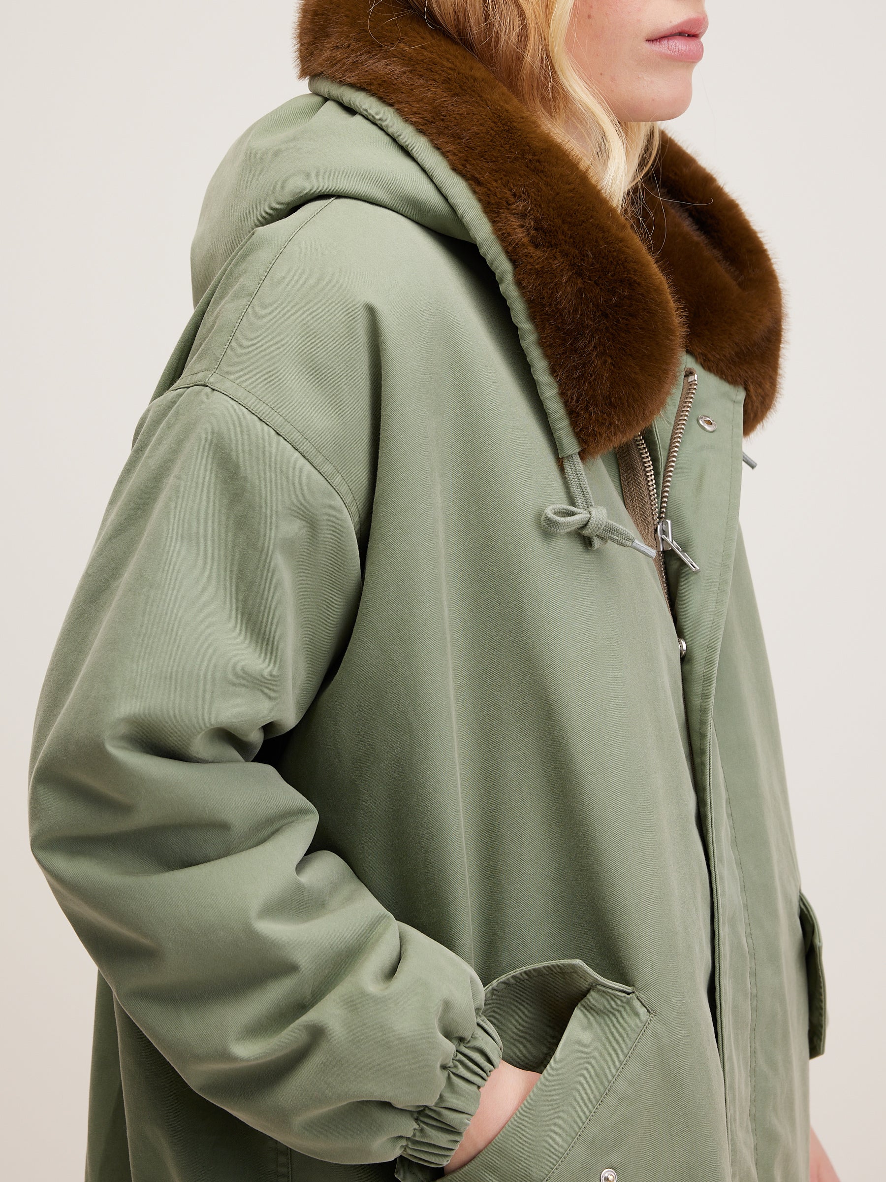 Laos parka met capuchon (242 / W / EUCALYPTUS)