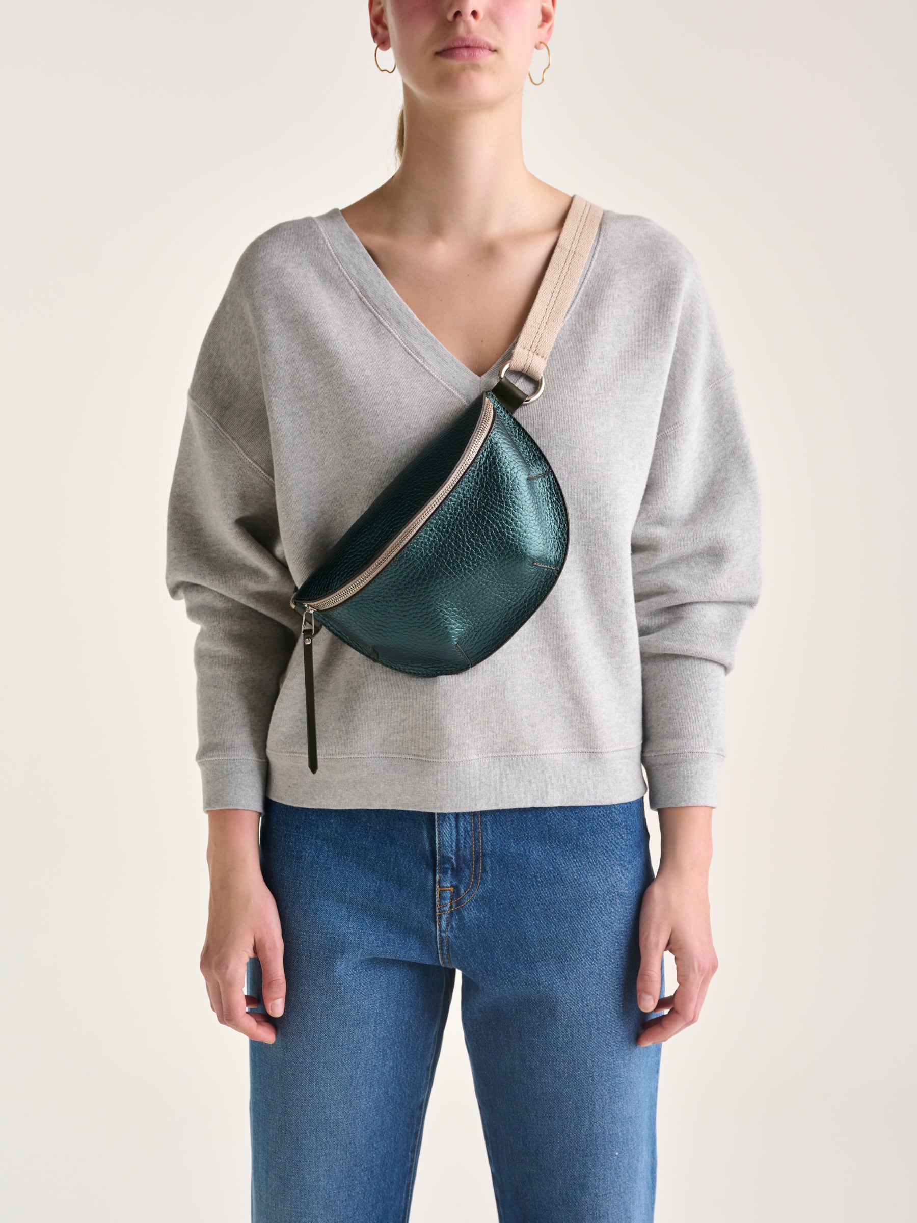 Rosie sling bag (242 / W / HUNTER)