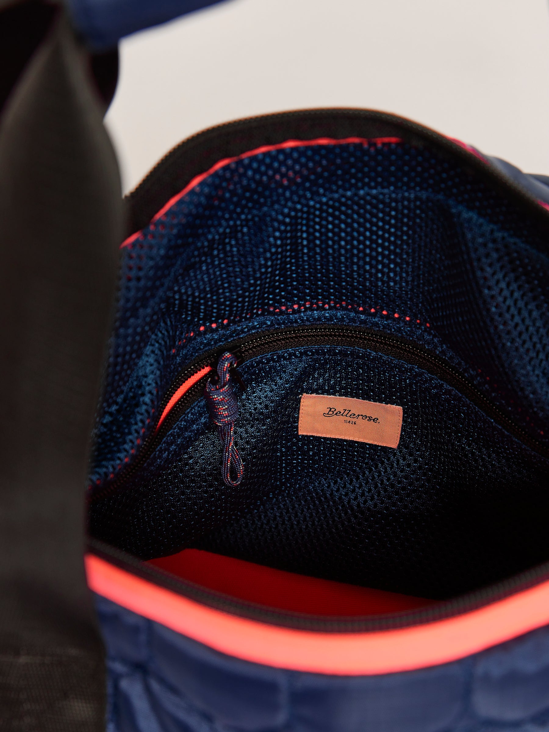 Hotar Duffle Bag - Naval For Women | Bellerose