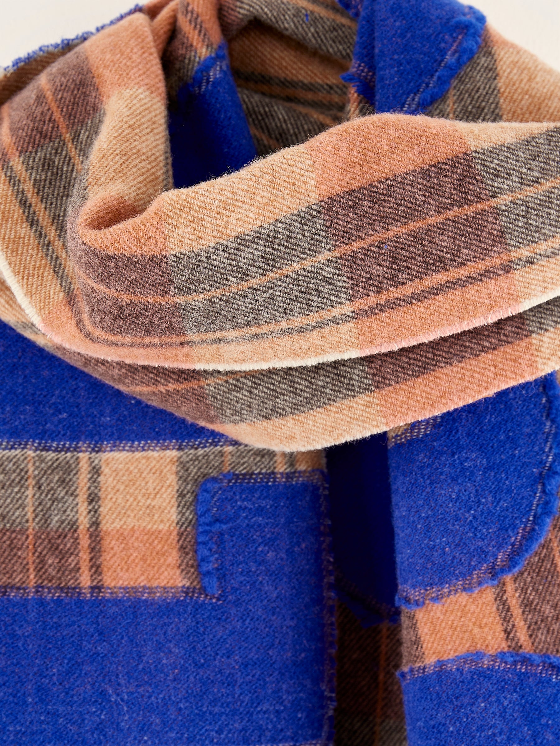 Mut tartan scarf (242 / W / DISPLAY A)