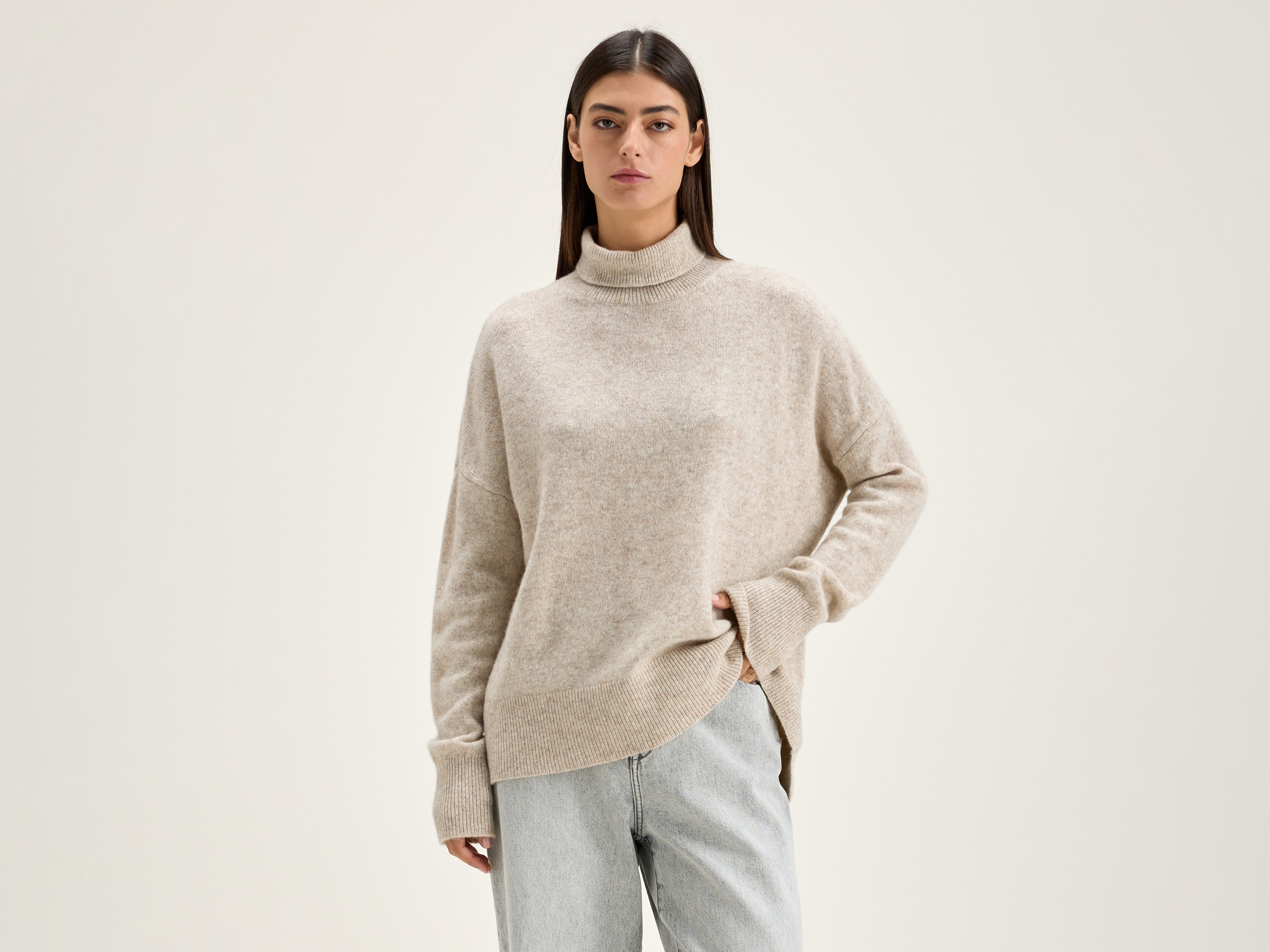 Ganzi turtleneck sweater (242 / W / OYSTER)