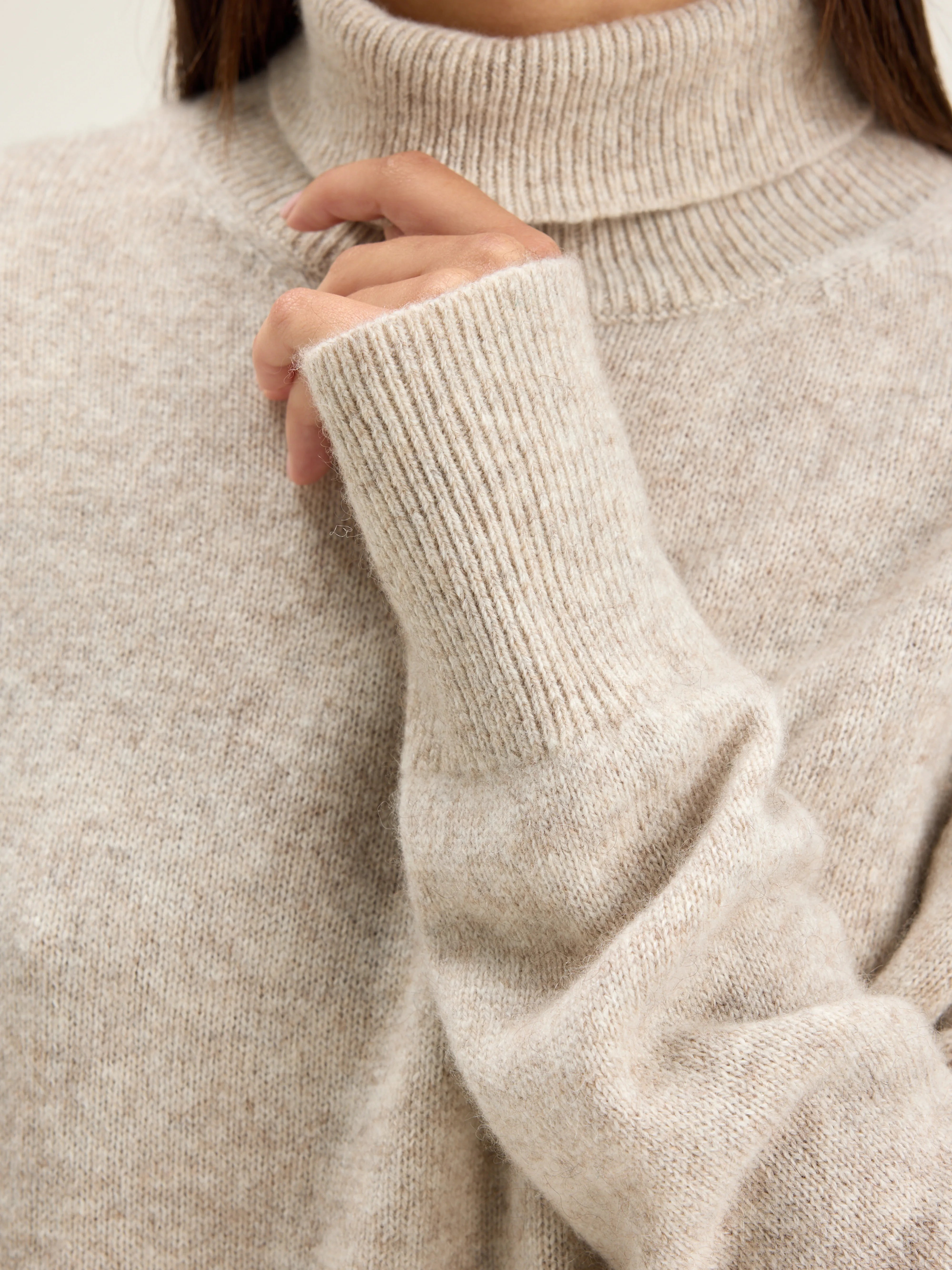 Ganzi Turtleneck Sweater - Oyster For Women | Bellerose