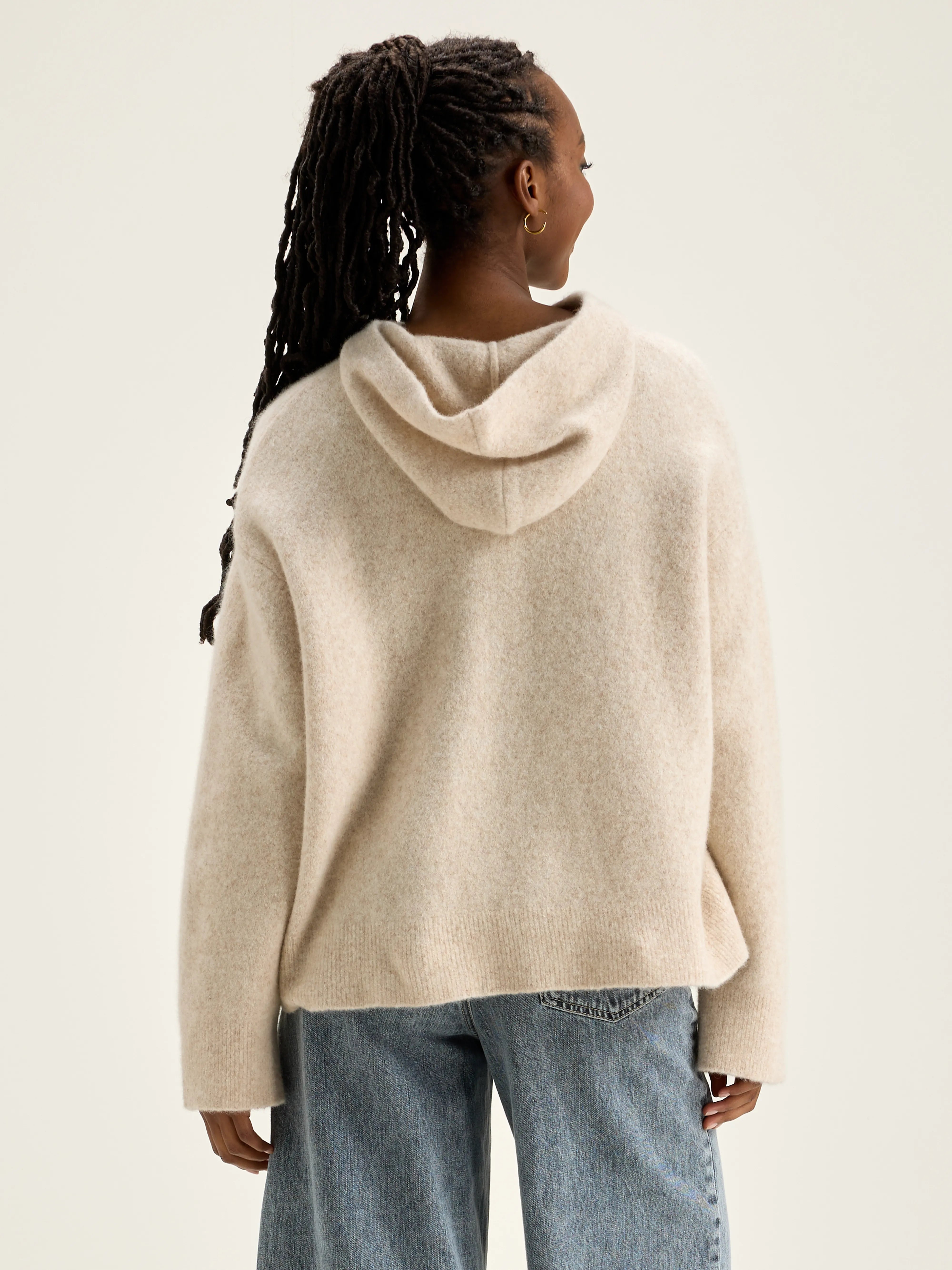 Dera knitted hoodie (242 / W / CREAM)