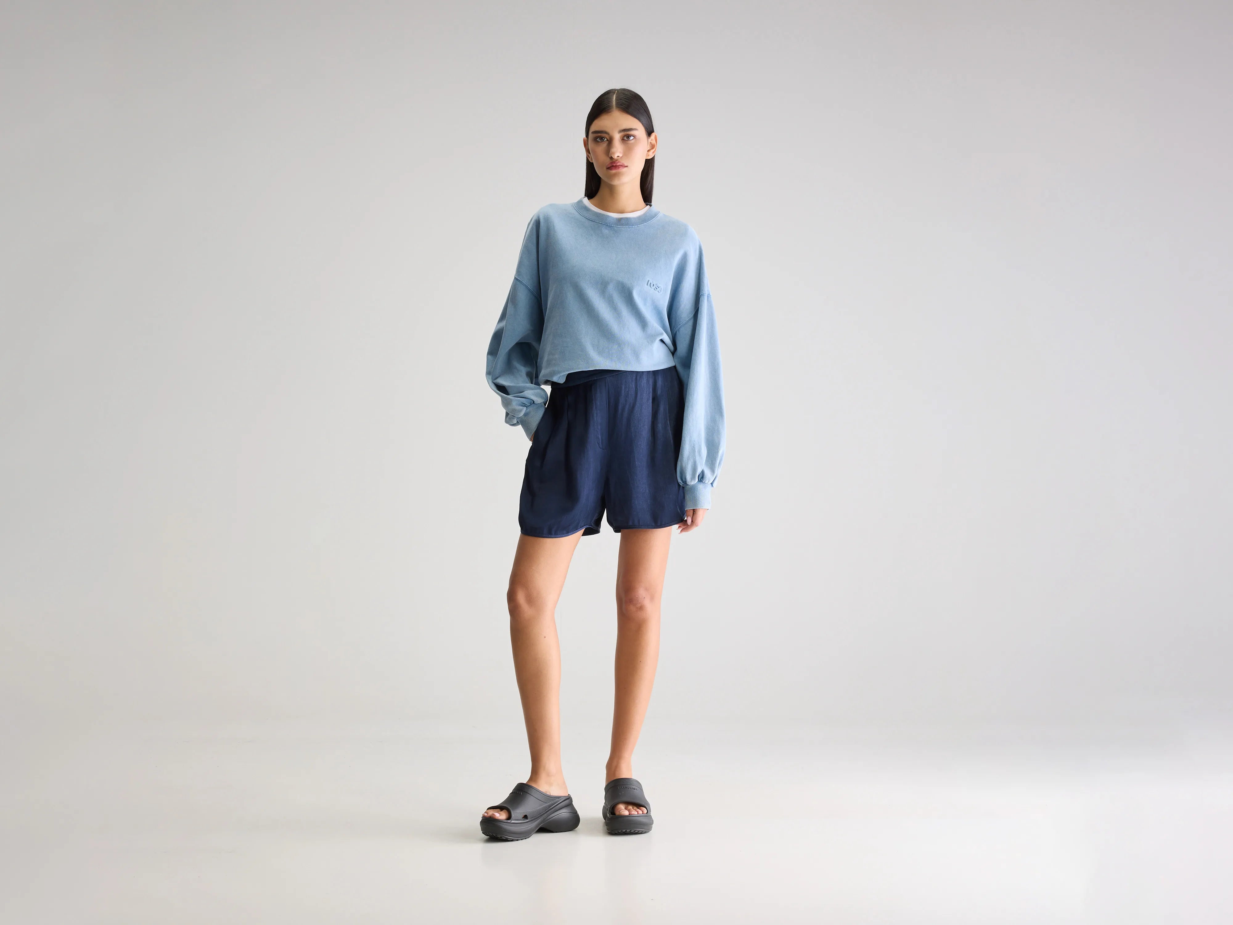 Swael straight shorts (251 / W / INK)