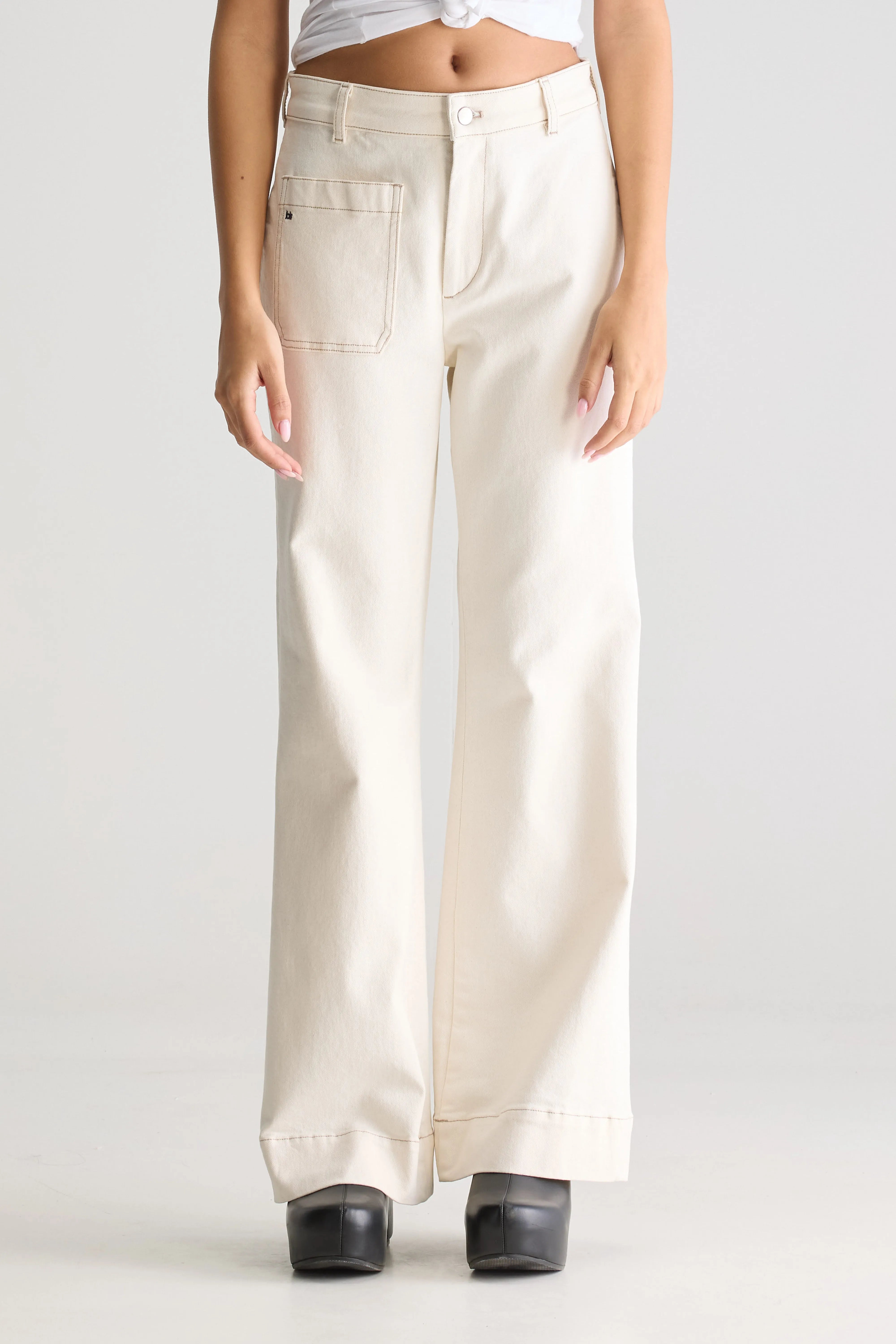Gange Flared Jeans - Natural For Women | Bellerose