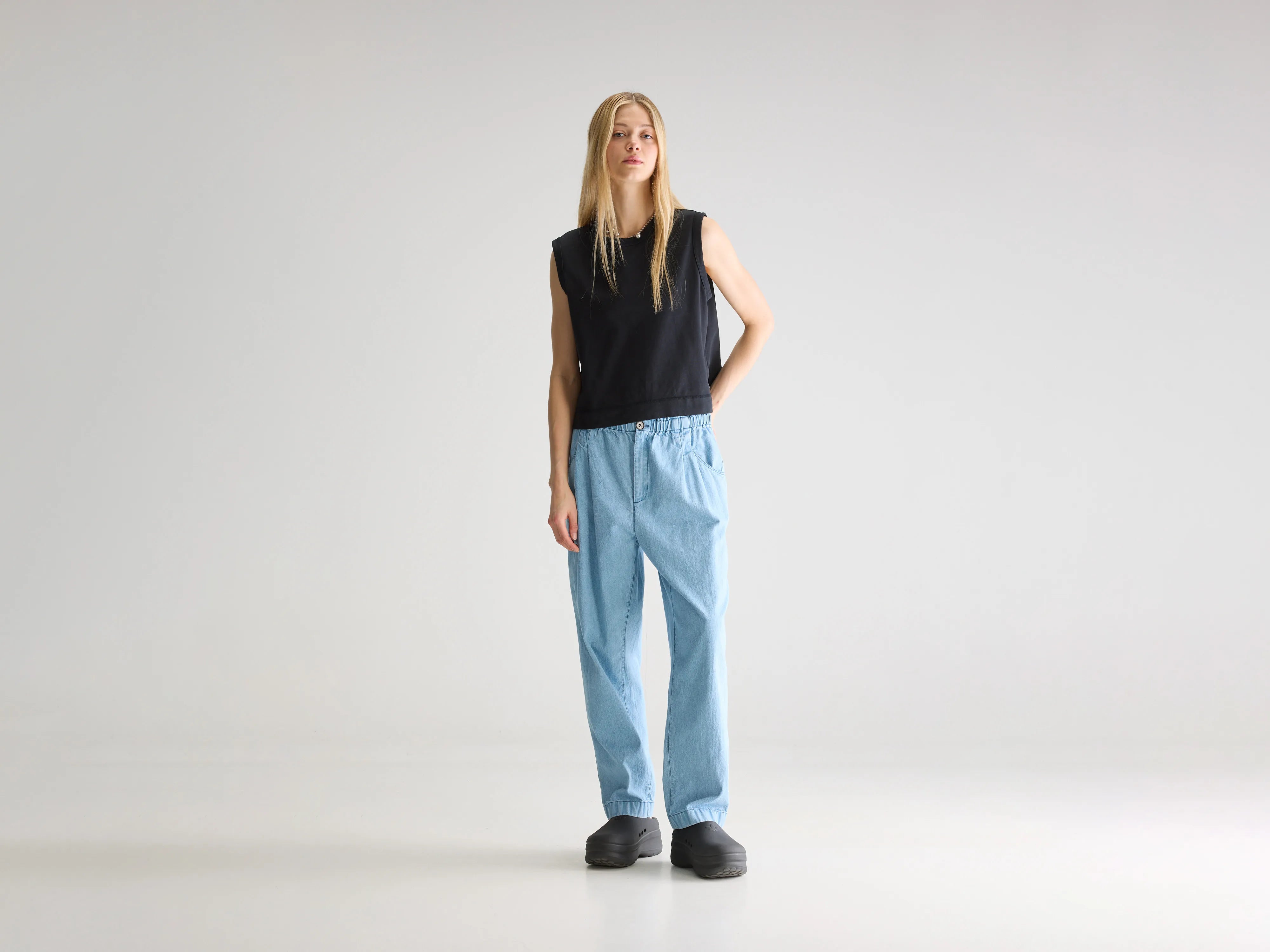 Winona relaxed jeans (251 / W / LT BLUE BLEACH)