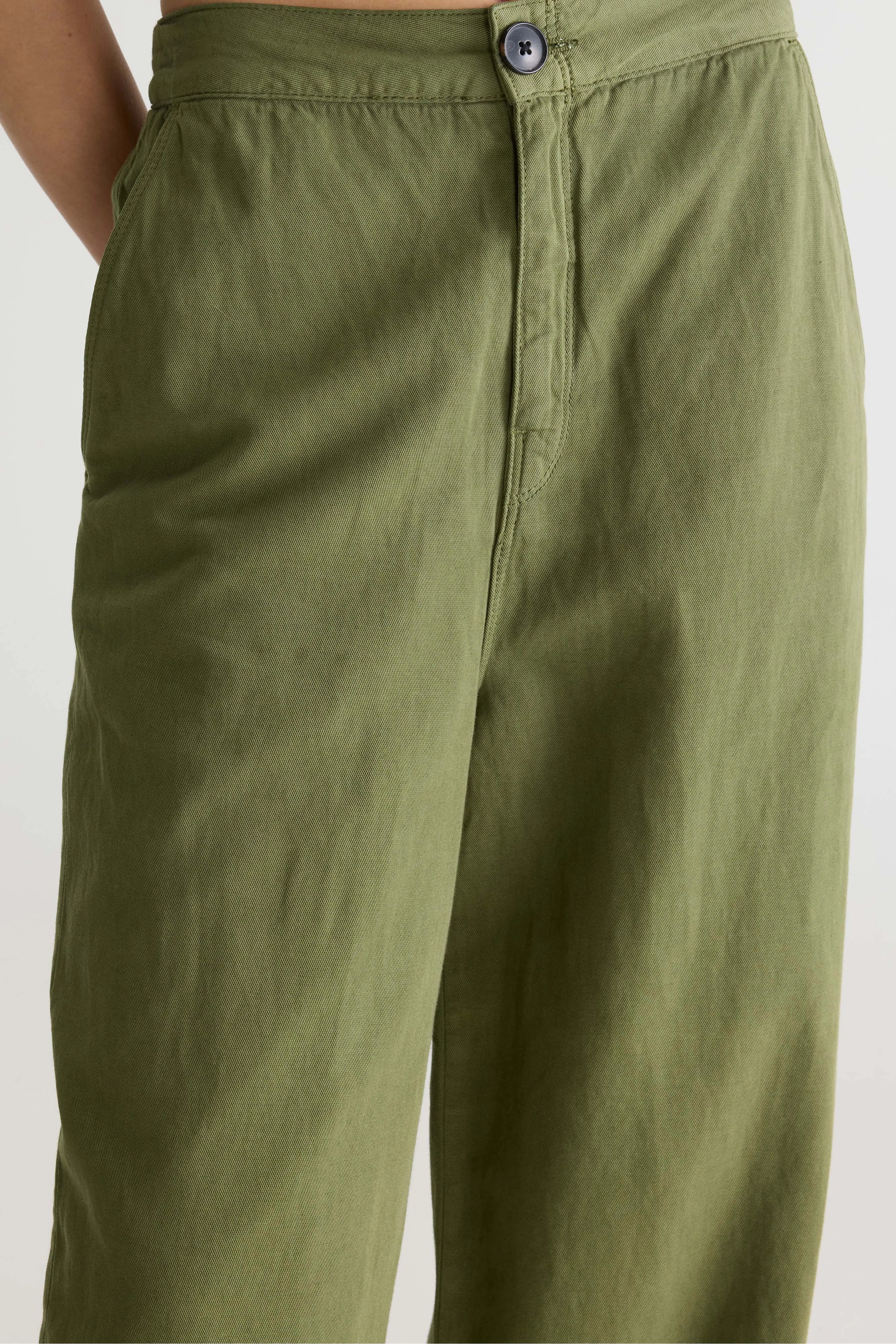 Pasop relaxed khaki trousers (252 / W / ARMY)