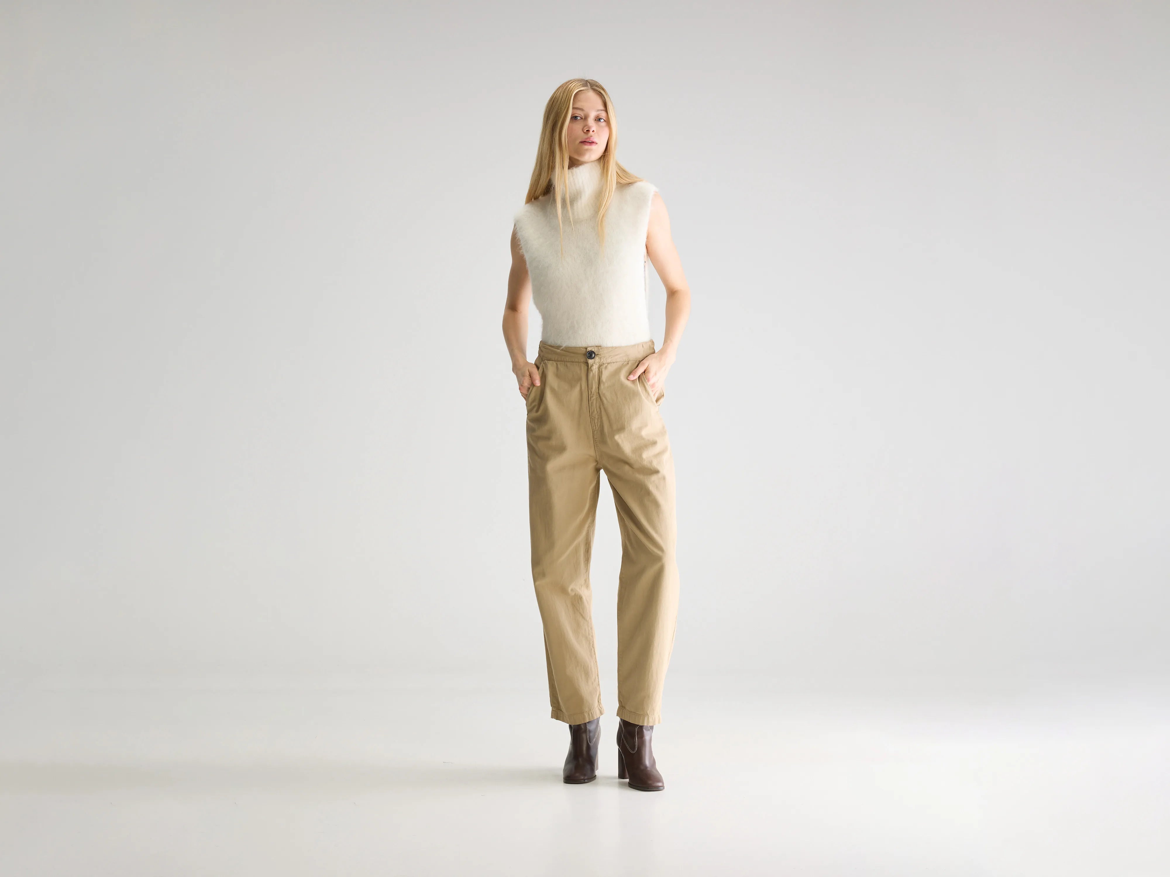 Pasop relaxed trousers (252 / W / CLAY)