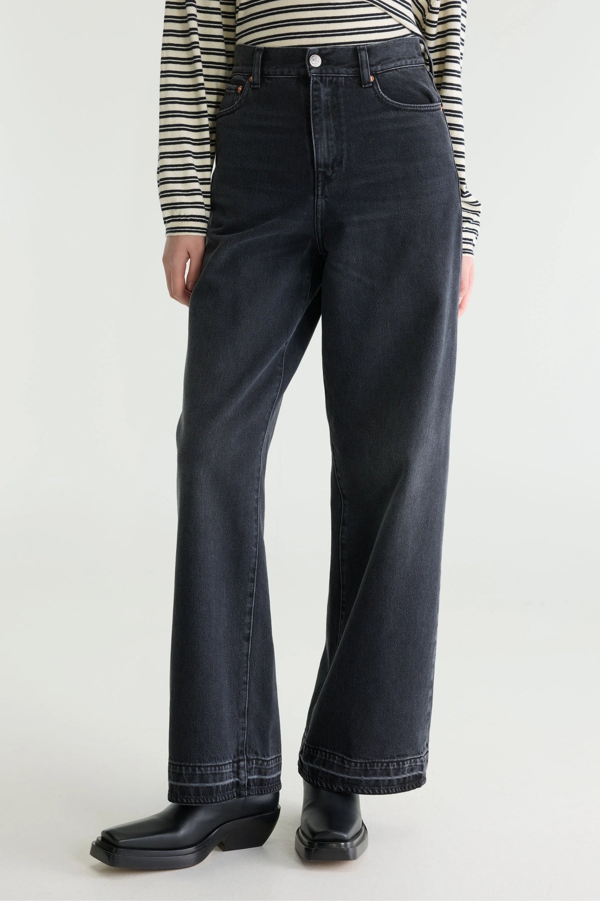 Denim N. 64 - Wide Jeans - Used black For Women | Bellerose
