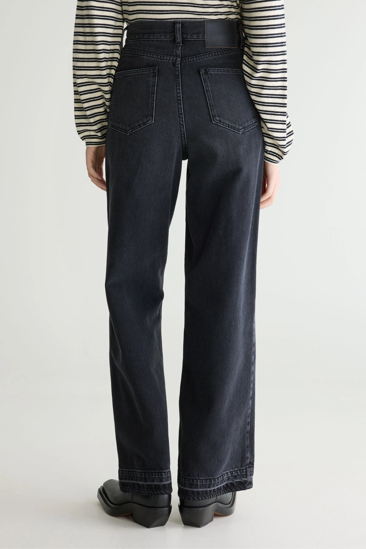 Denim N. 64 - Wide Jeans - Used black For Women | Bellerose