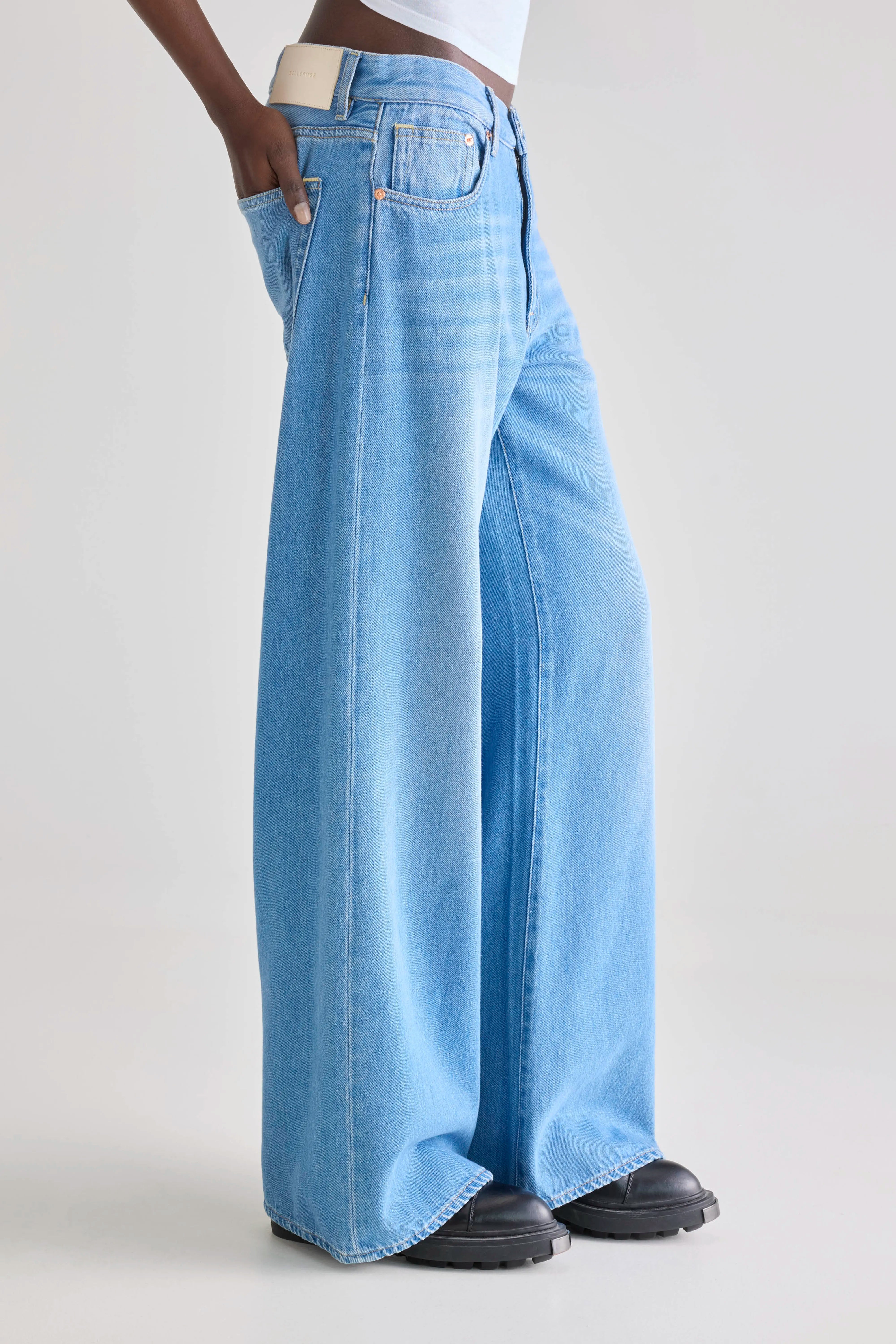 Denim N. 97 wijde jeans (251 / W / LT BLUE BLEACH)