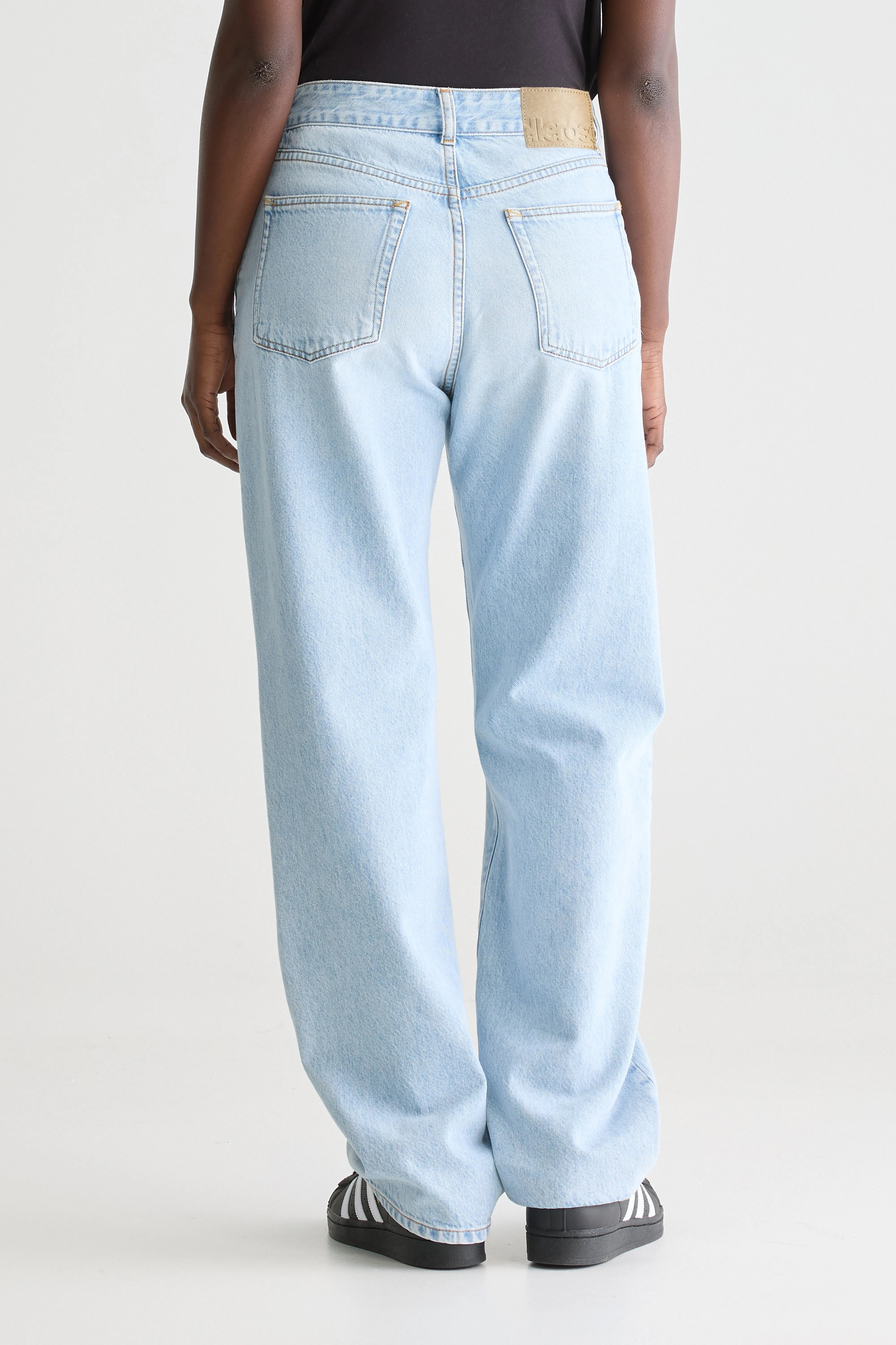 Denim N. 44 Relaxed Jeans - Used blue For Women | Bellerose