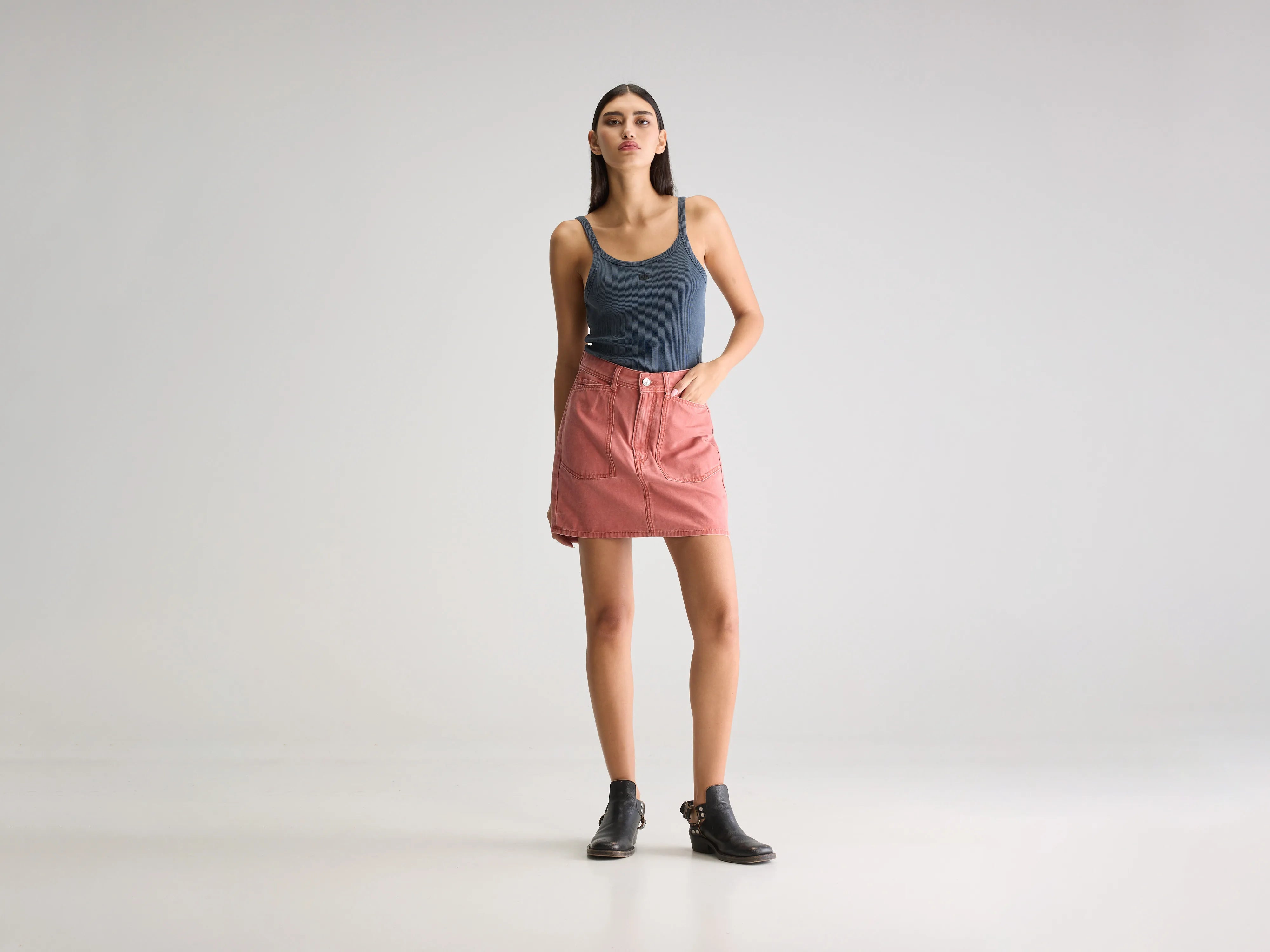 Pheba mini skirt (251 / W / CANYON ROSE)