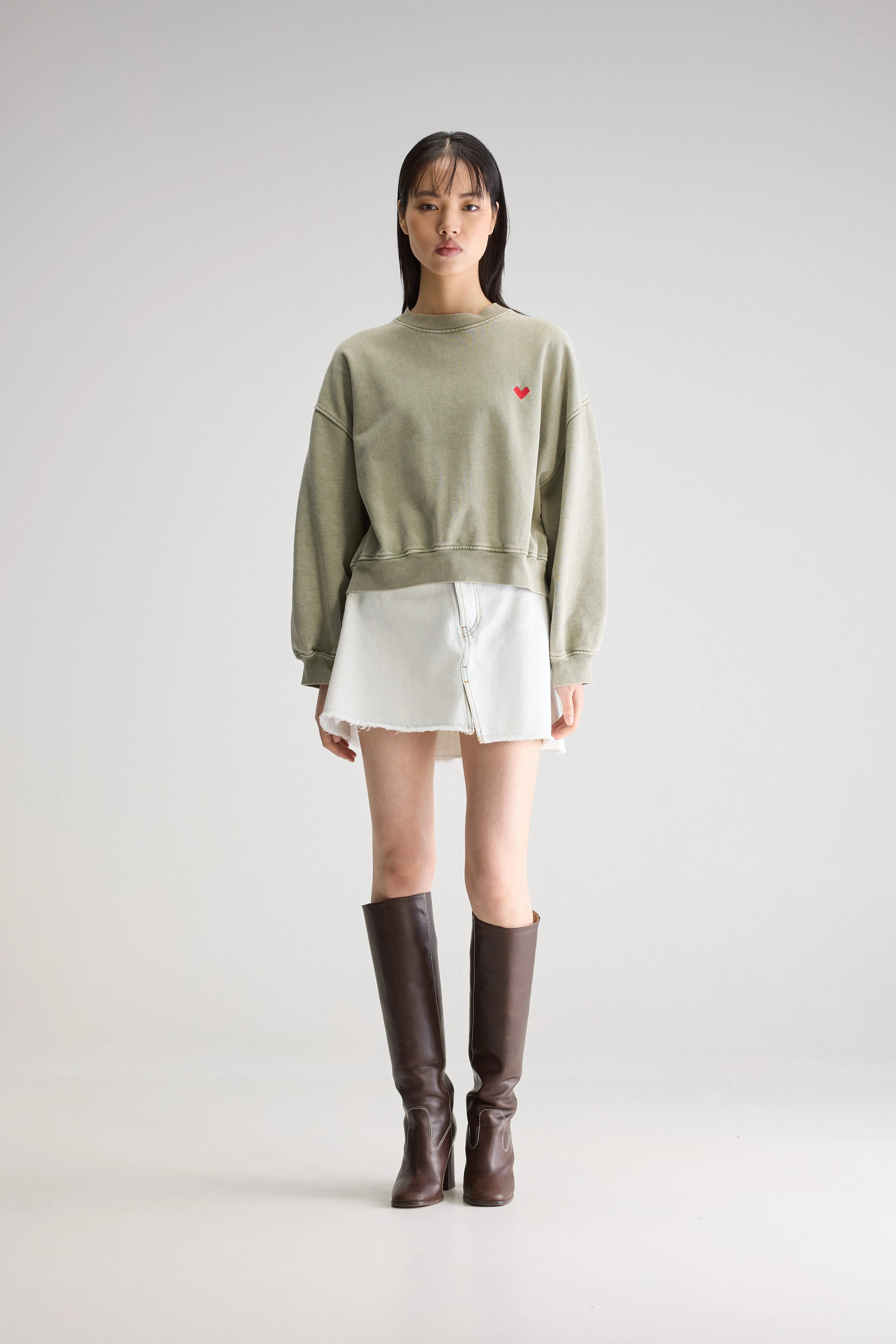 Fancy cropped crewneck sweatshirt (251 / W / JEEP)