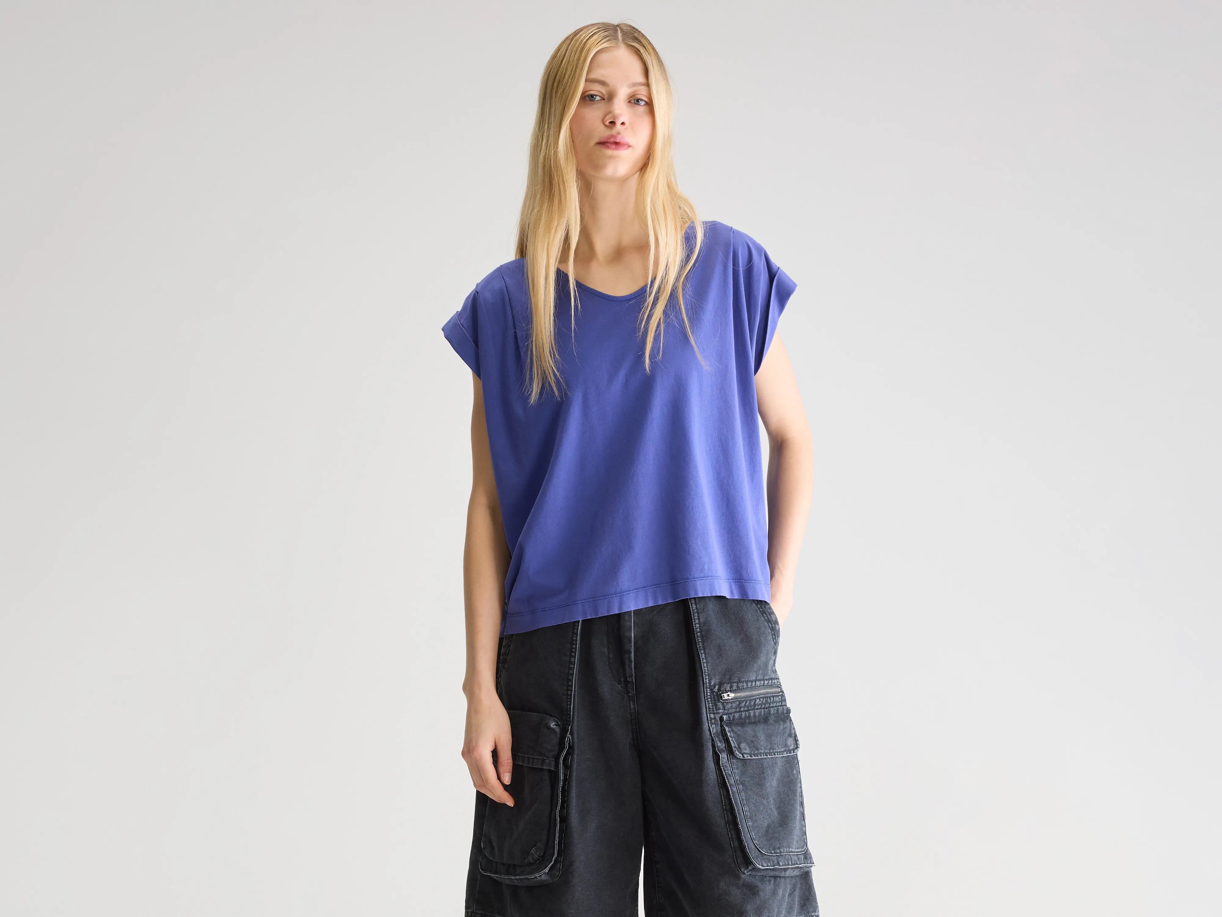 Varel v-neck t-shirt (251 / W / BLUEWORKER)