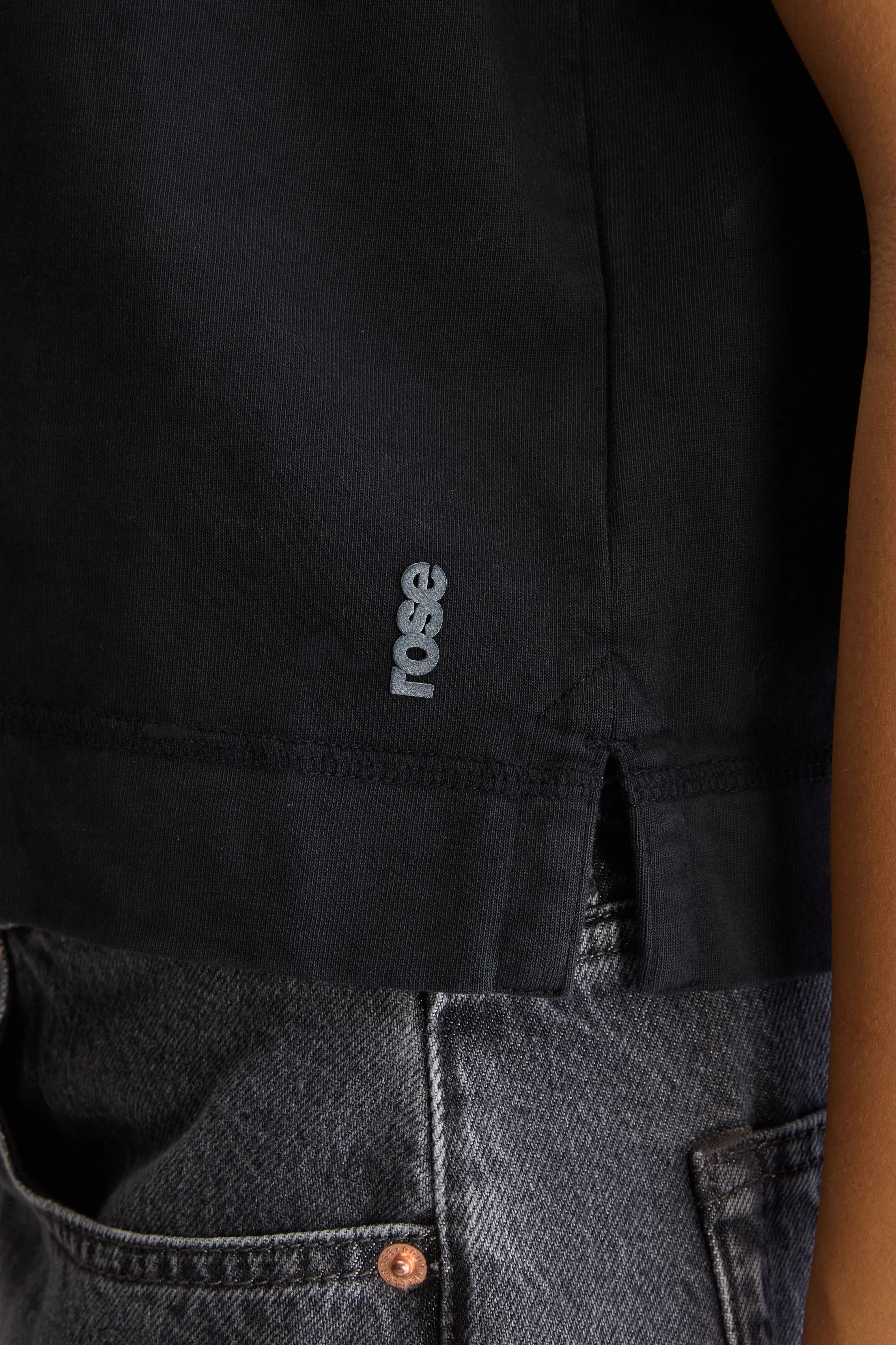 Cuare klassieke tanktop (251 / W / BLACK BEAUTY)