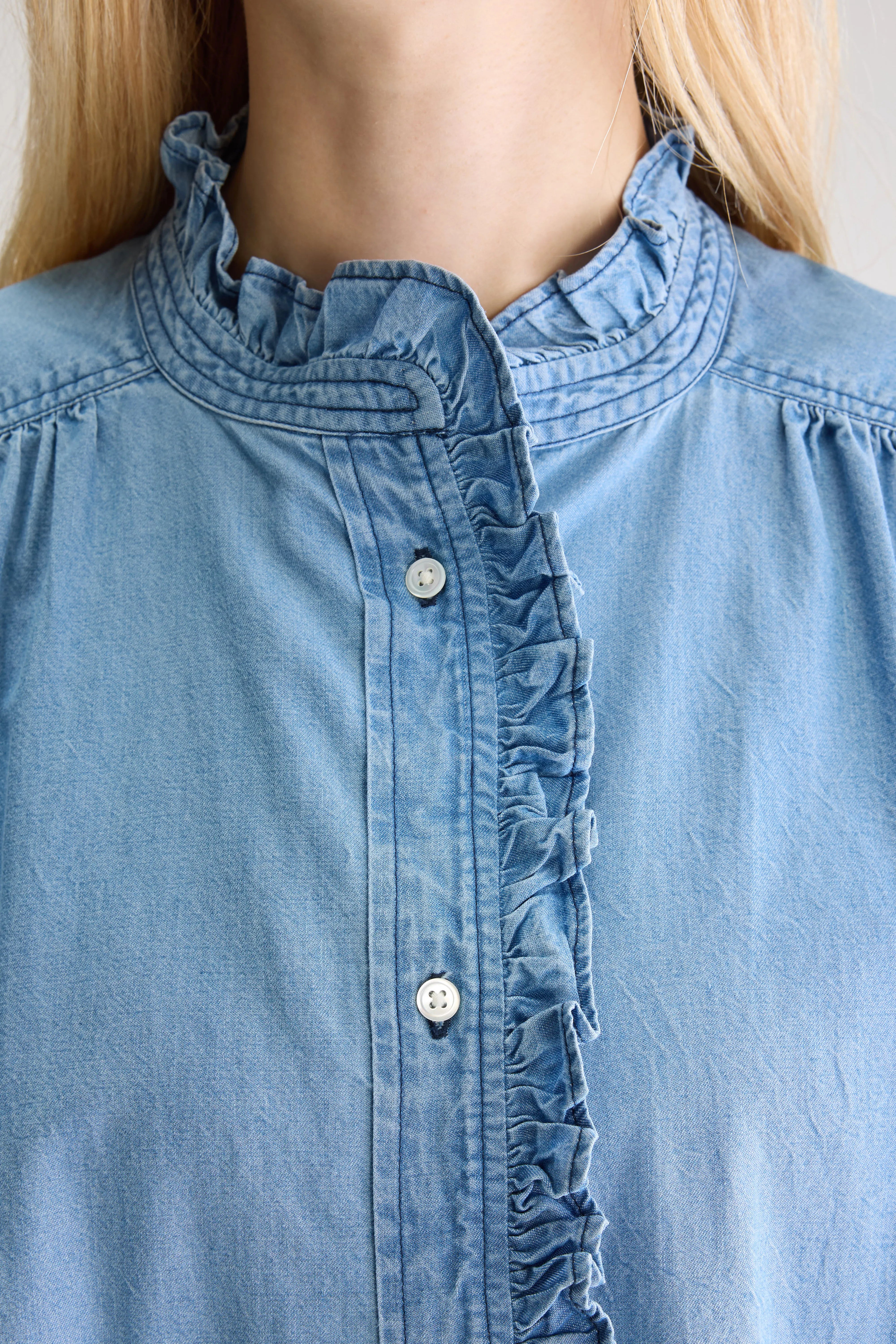 Coyote Sleeveless Blouse - Chambray For Women | Bellerose